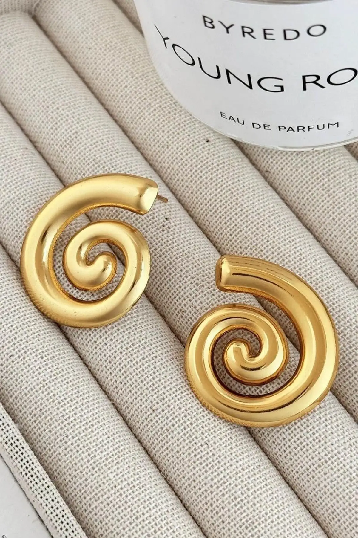 Altın Renk Çelik Küpe (Çift)