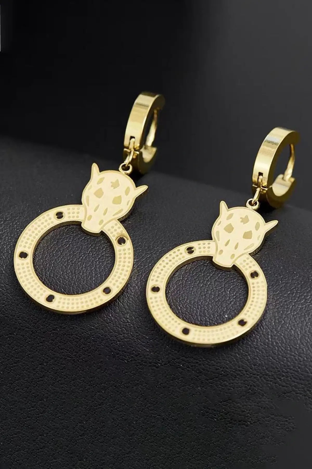 Altın Renk Çelik Küpe (Çift)