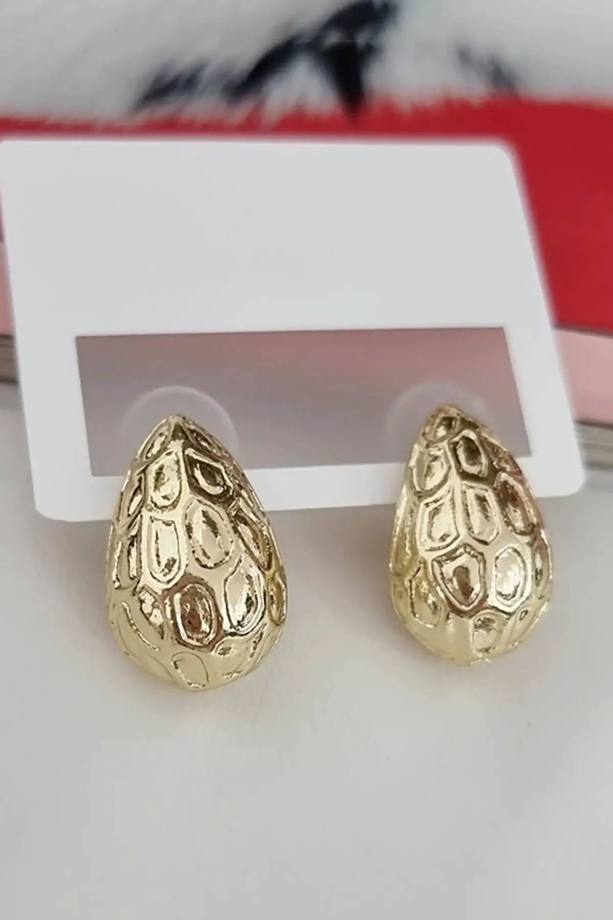 Altın Renk Çelik Küpe (Çift)