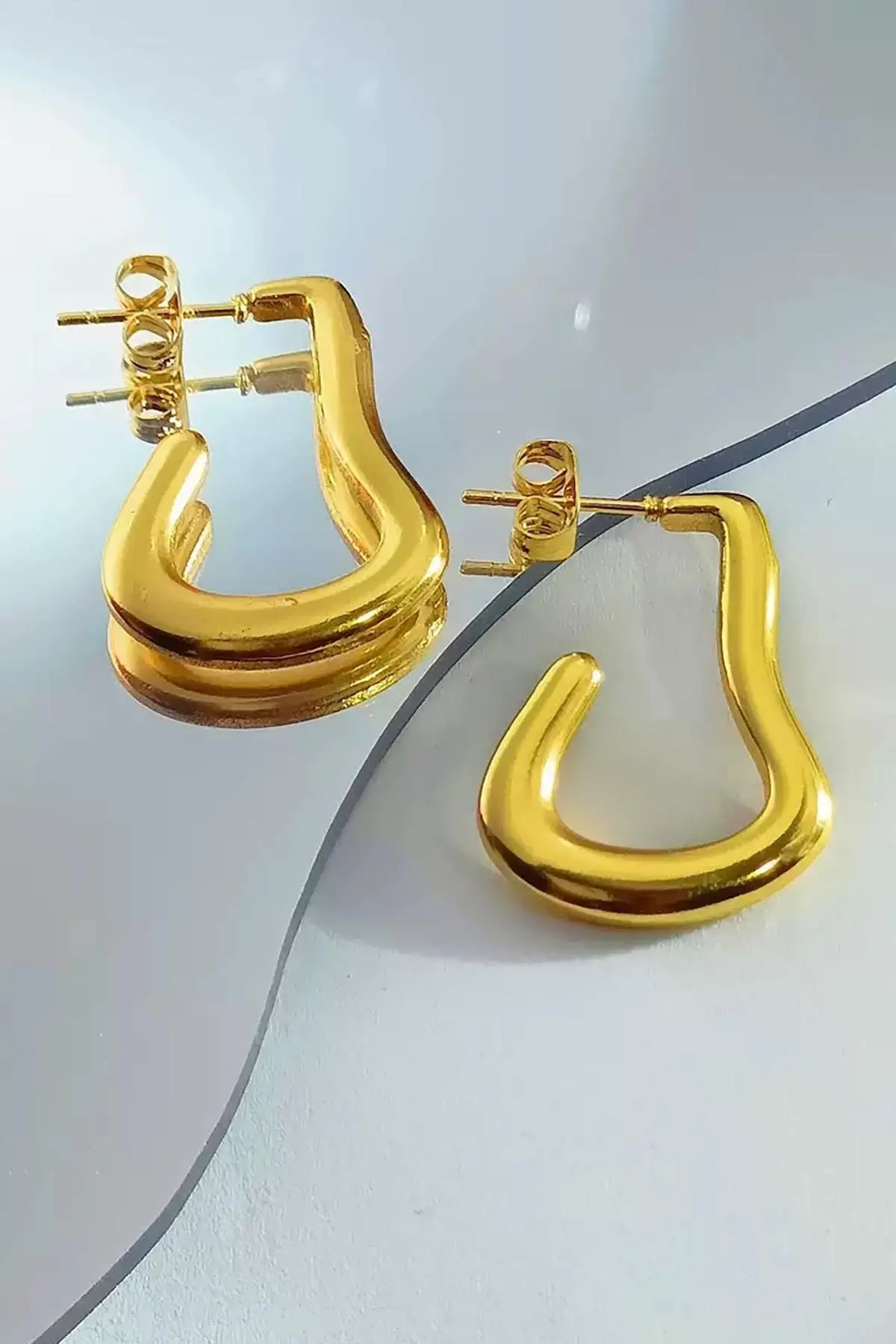 Altın Renk Çelik Küpe (Çift)