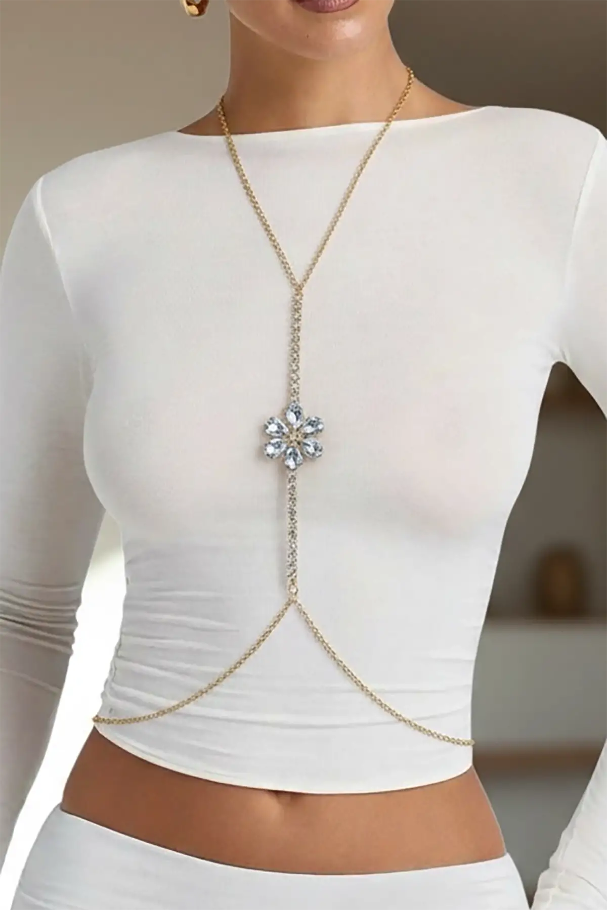 Altın Renk Çiçek Figürlü Taş Detaylı Tasarım Vücut Aksesuar