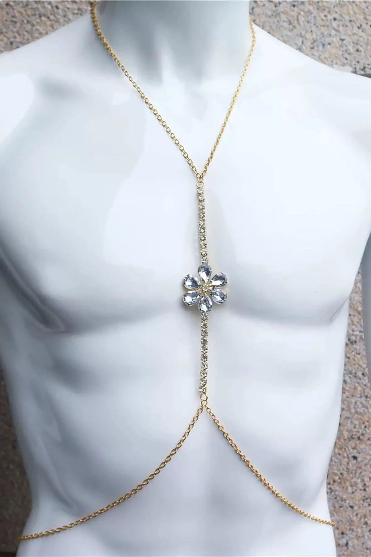 Altın Renk Çiçek Figürlü Taş Detaylı Tasarım Vücut Aksesuar