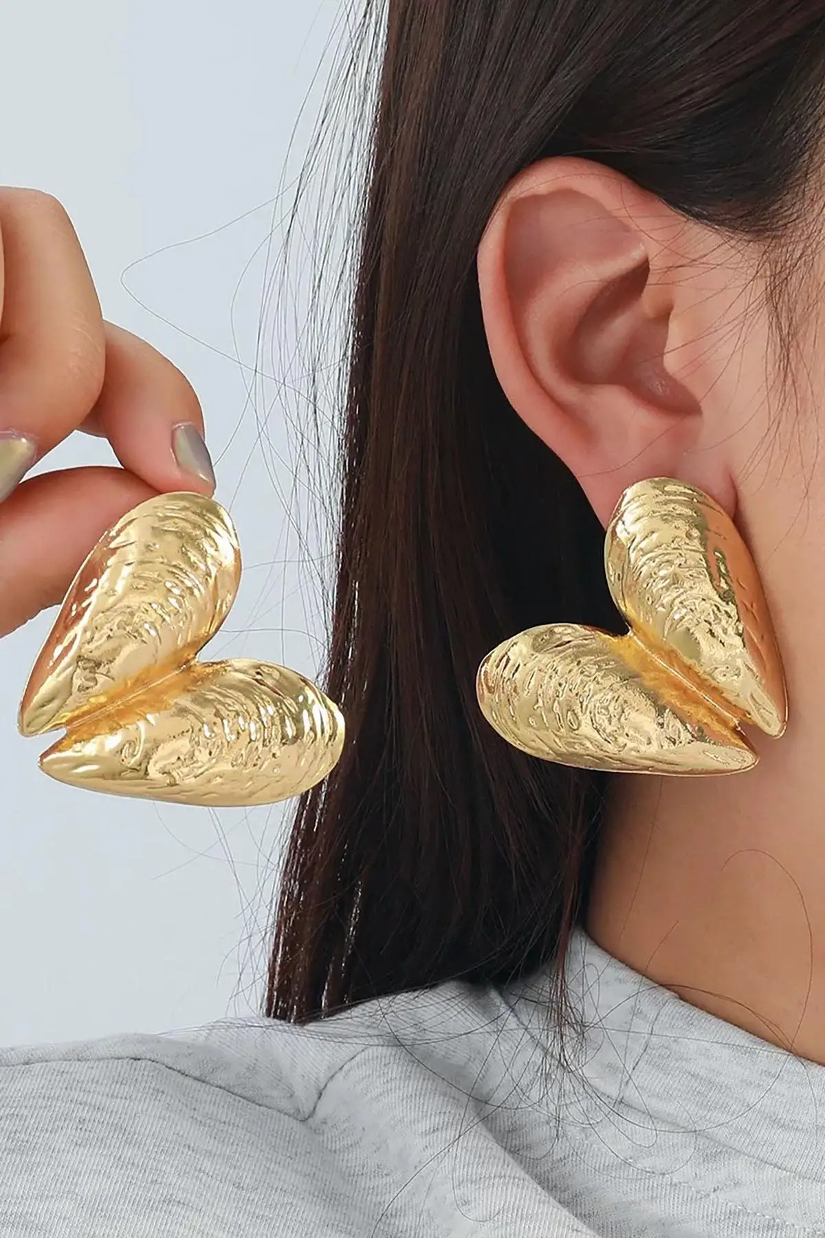 Altın Renk Deniz Kabuğu Figürlü Tasarım Küpe(Çift)