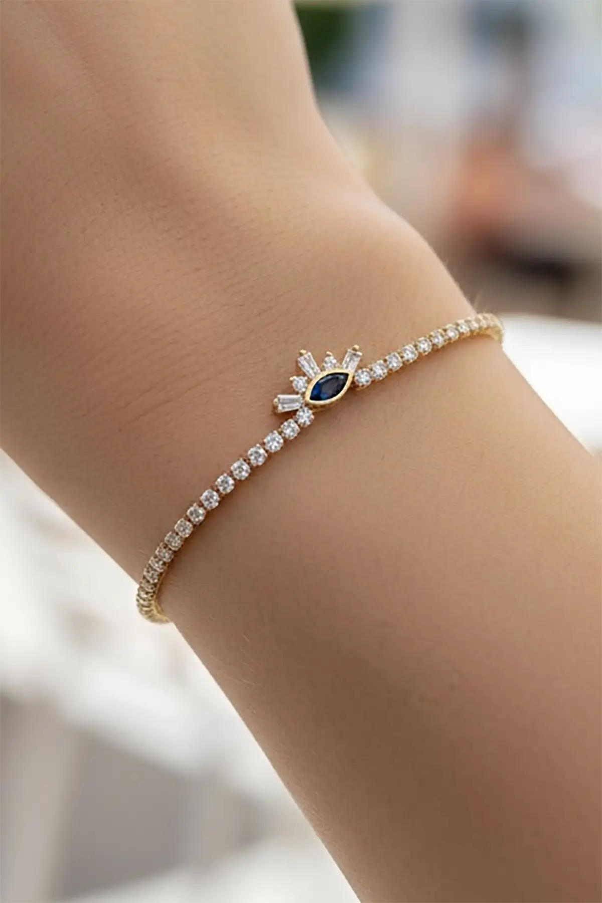 Altın Renk Göz Detaylı Taşlı 14K Altın Kaplama Tx Bileklik