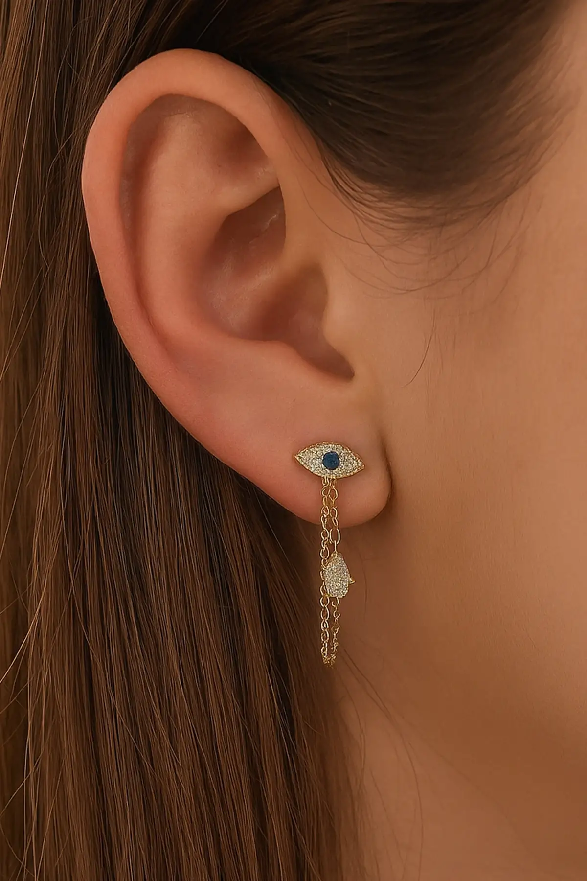 Altın Renk Göz Ve El Figürlü Sallantılı Cerrahi Çelik Tragus/Kıkırdak Küpe/Piercing (Tek)