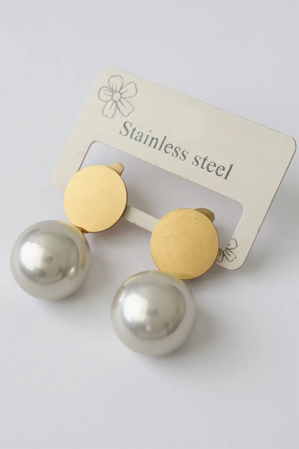 Altın Renk İnci Detaylı Çelik Küpe (Çift)