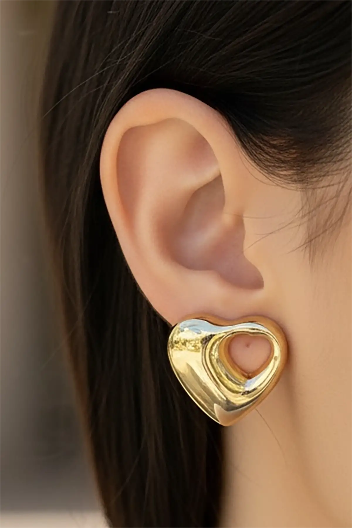 Altın Renk Kalp Figürlü Çelik Küpe (Çift)