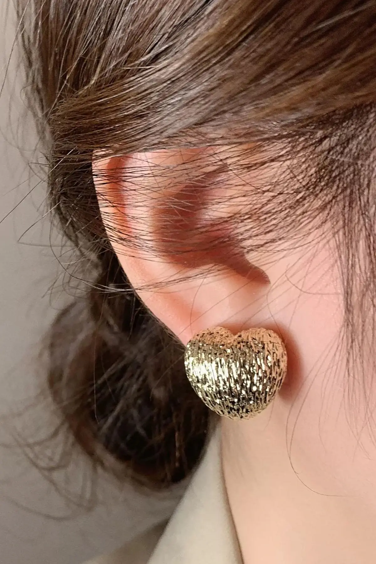 Altın Renk Kalp Figürlü Çelik Küpe (Çift)