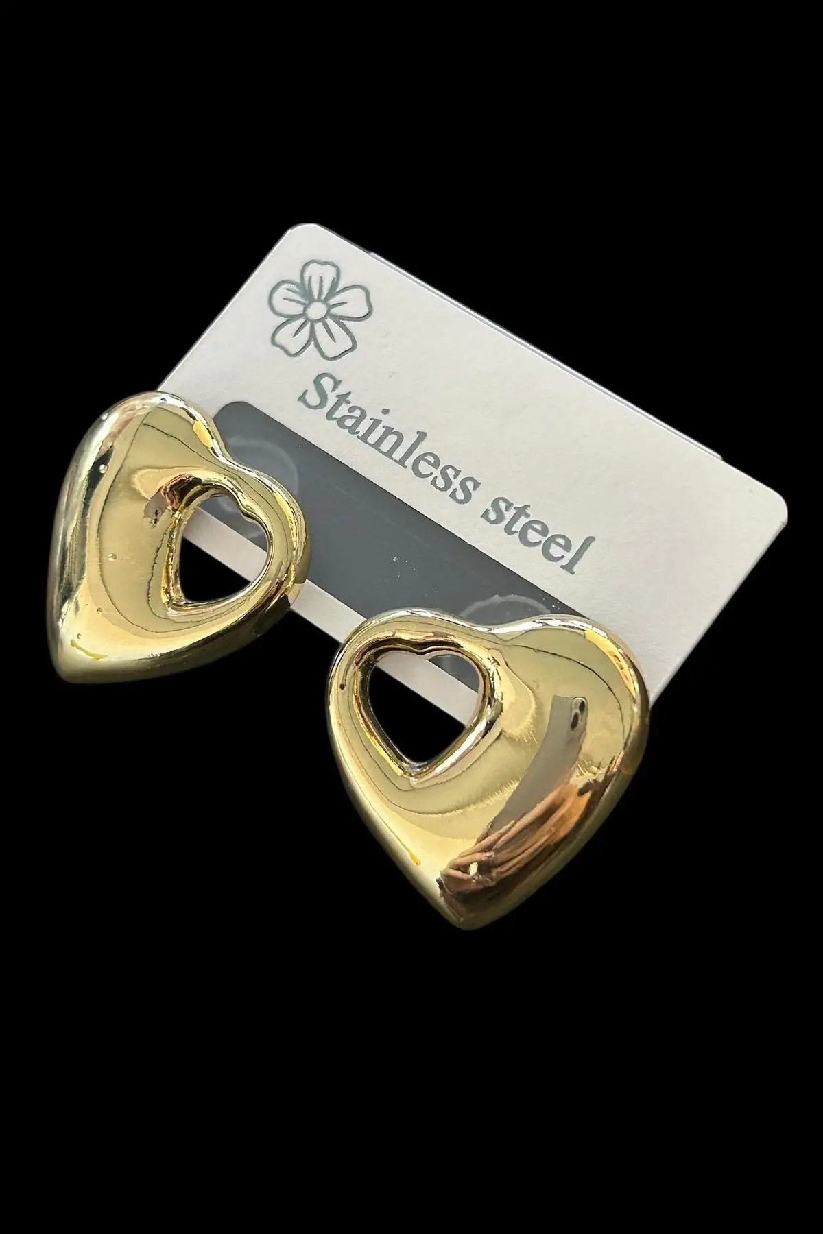 Altın Renk Kalp Figürlü Çelik Küpe (Çift)