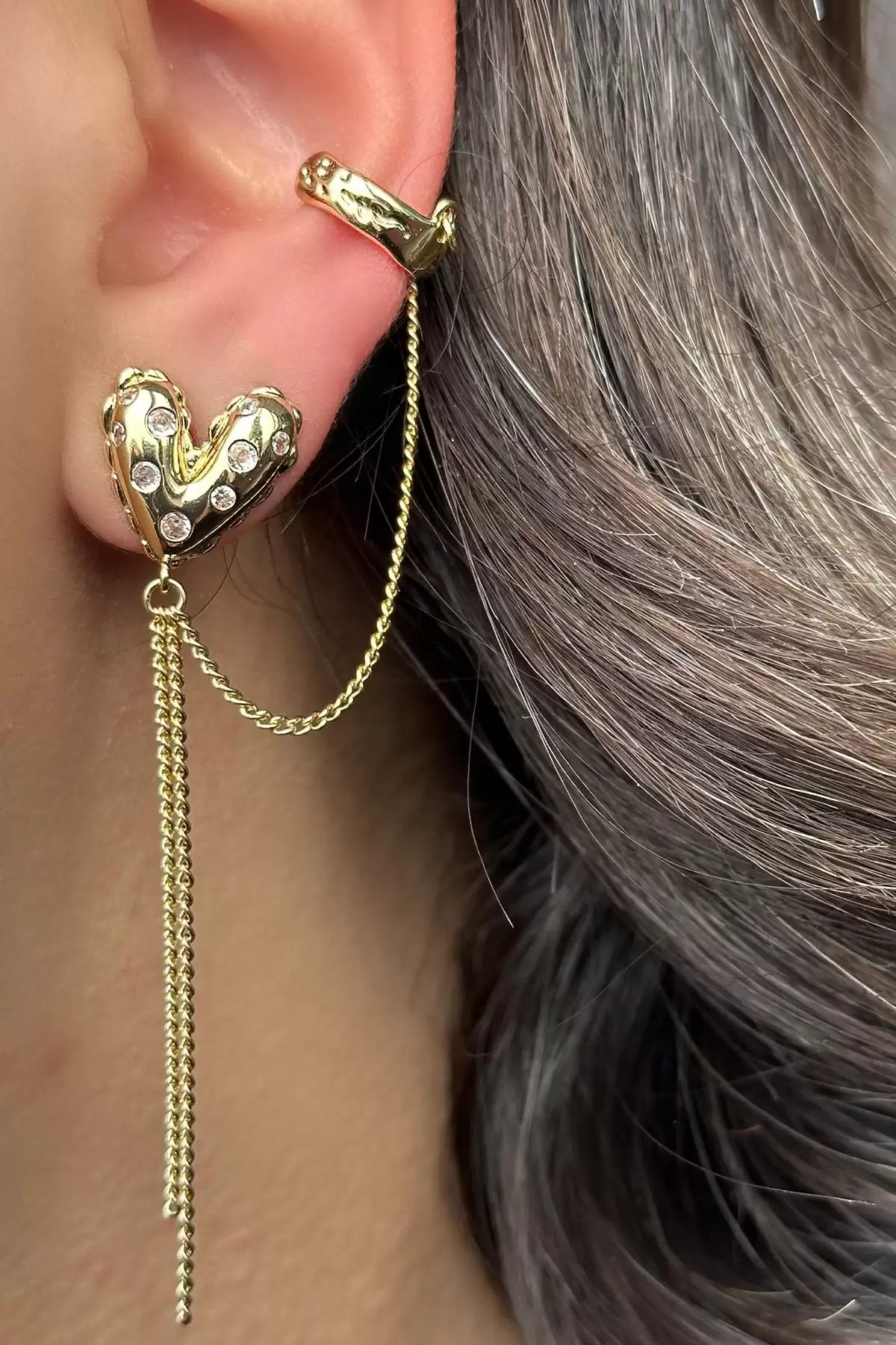 Altın Renk Kalp Figürlü Ear Cuff Küpe (Tek)