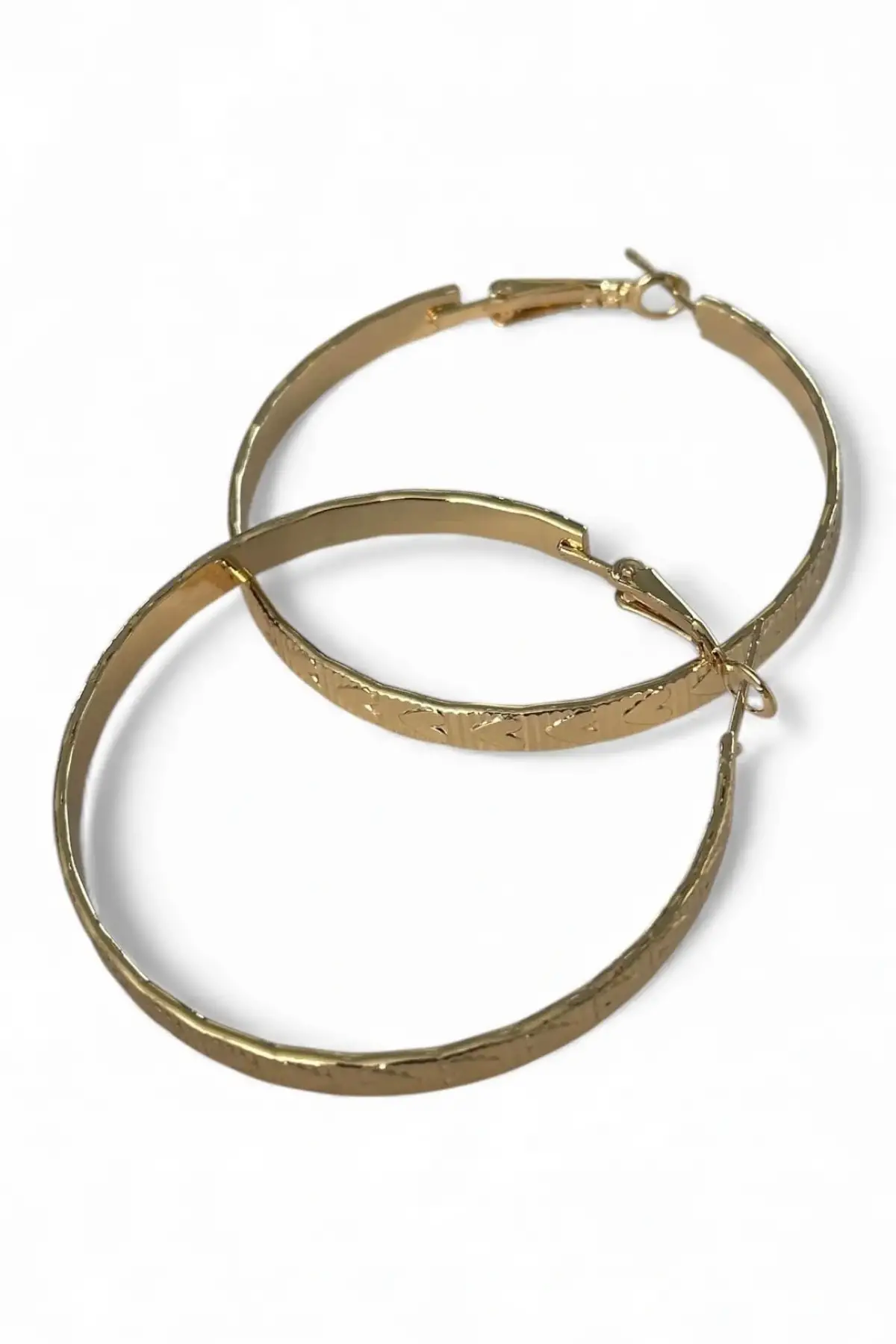 Altın Renk Kalp Figürlü Halka Küpe (Çift)