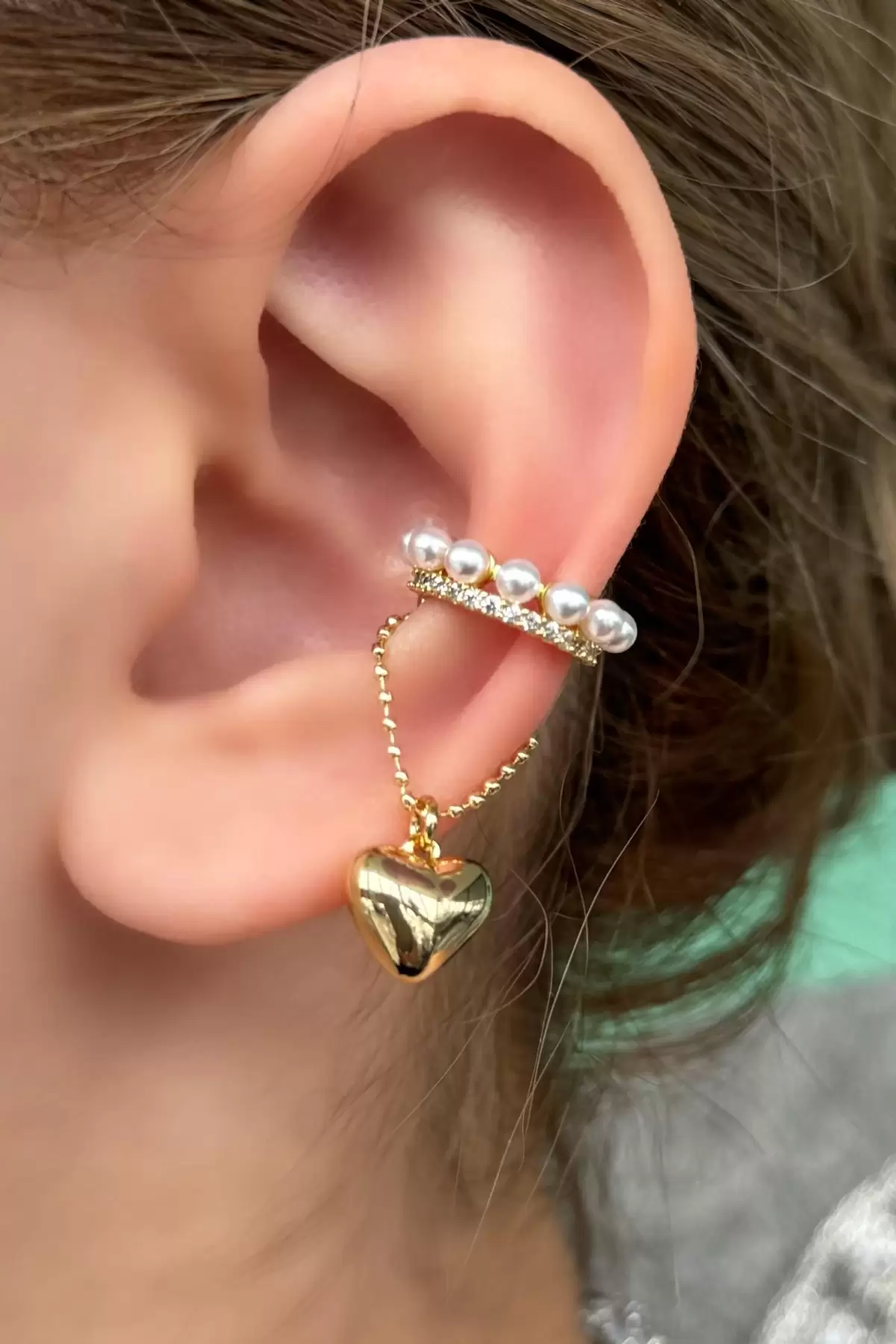 Altın Renk Kalp Figürlü İnci Detaylı Ear Cuff Küpe (Tek)