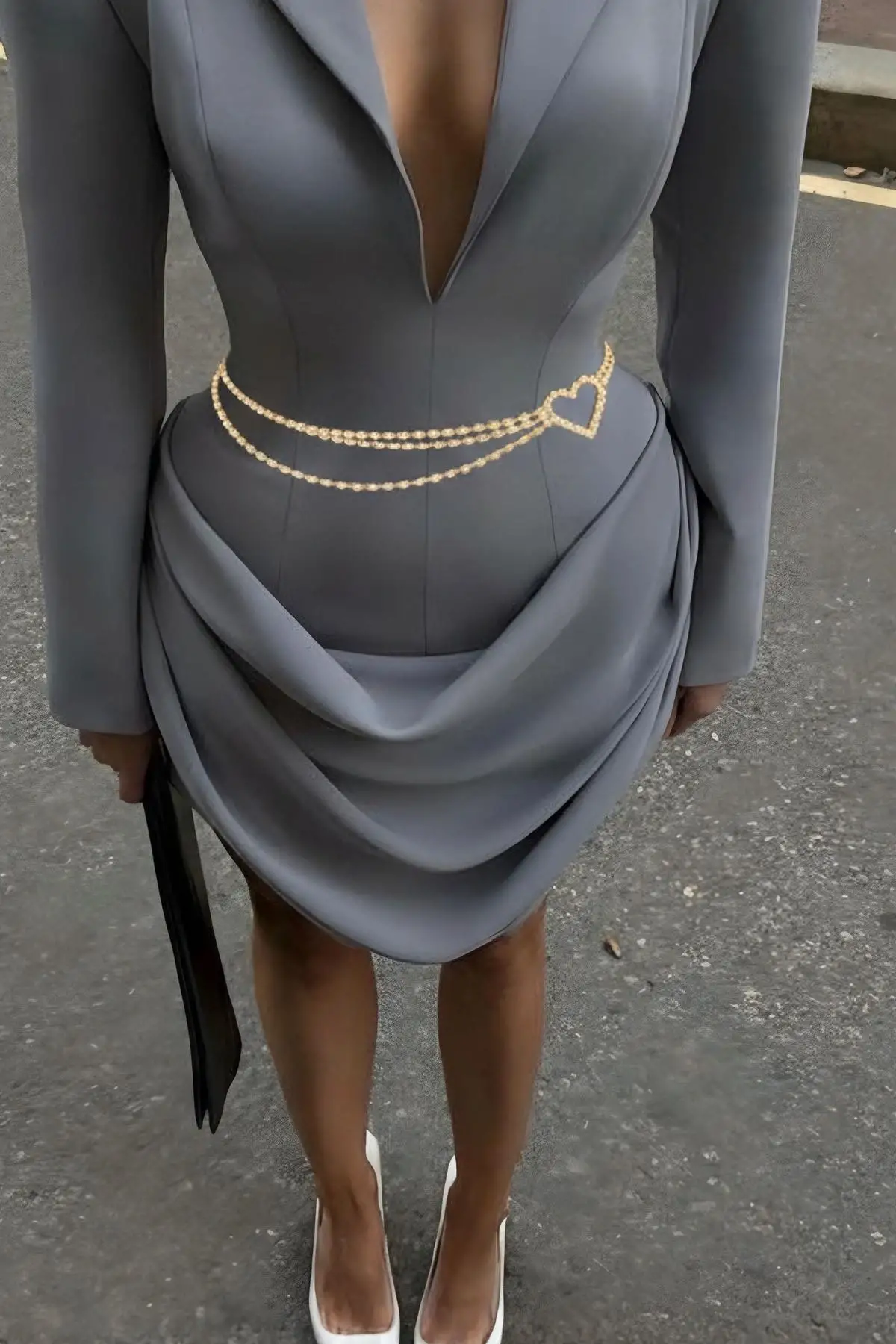 Altın Renk Kalp Figürlü Taş Detaylı Tasarım Bel Zinciri/Vücut Aksesuar