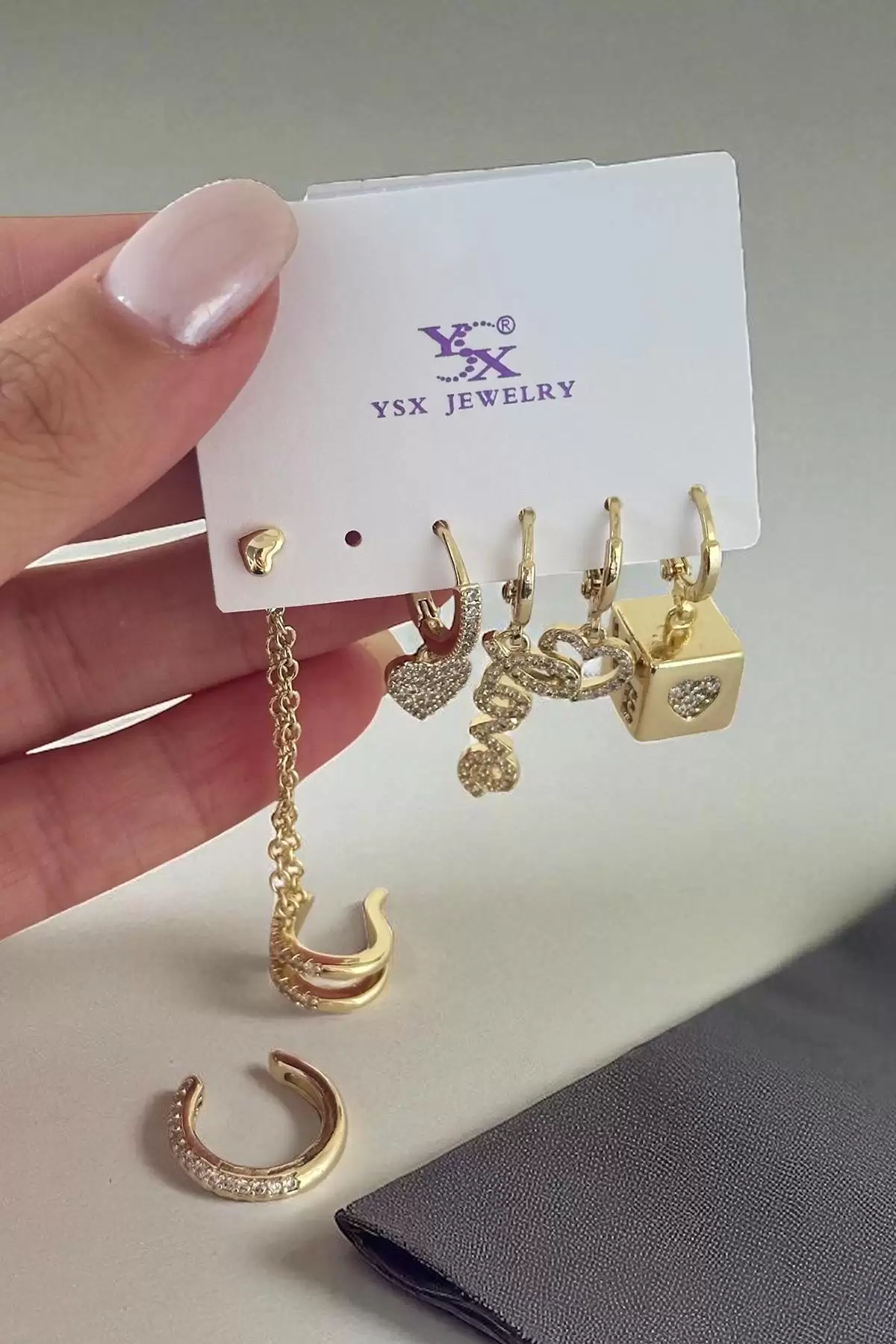 Altın Renk Karışık Figürlü Taş Detaylı 6lı YSX Küpe Set