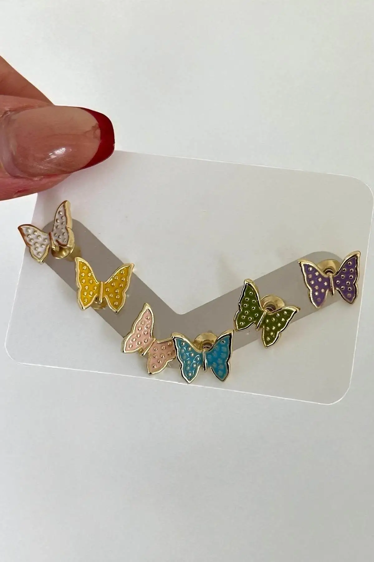 Altın Renk Kelebek Figürlü 6lı Küpe Set