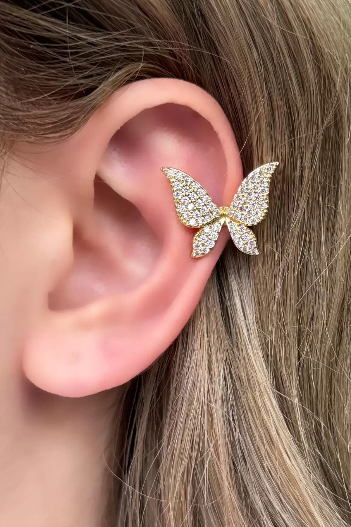 Altın Renk Kelebek Figürlü Taşlı Ear Cuff