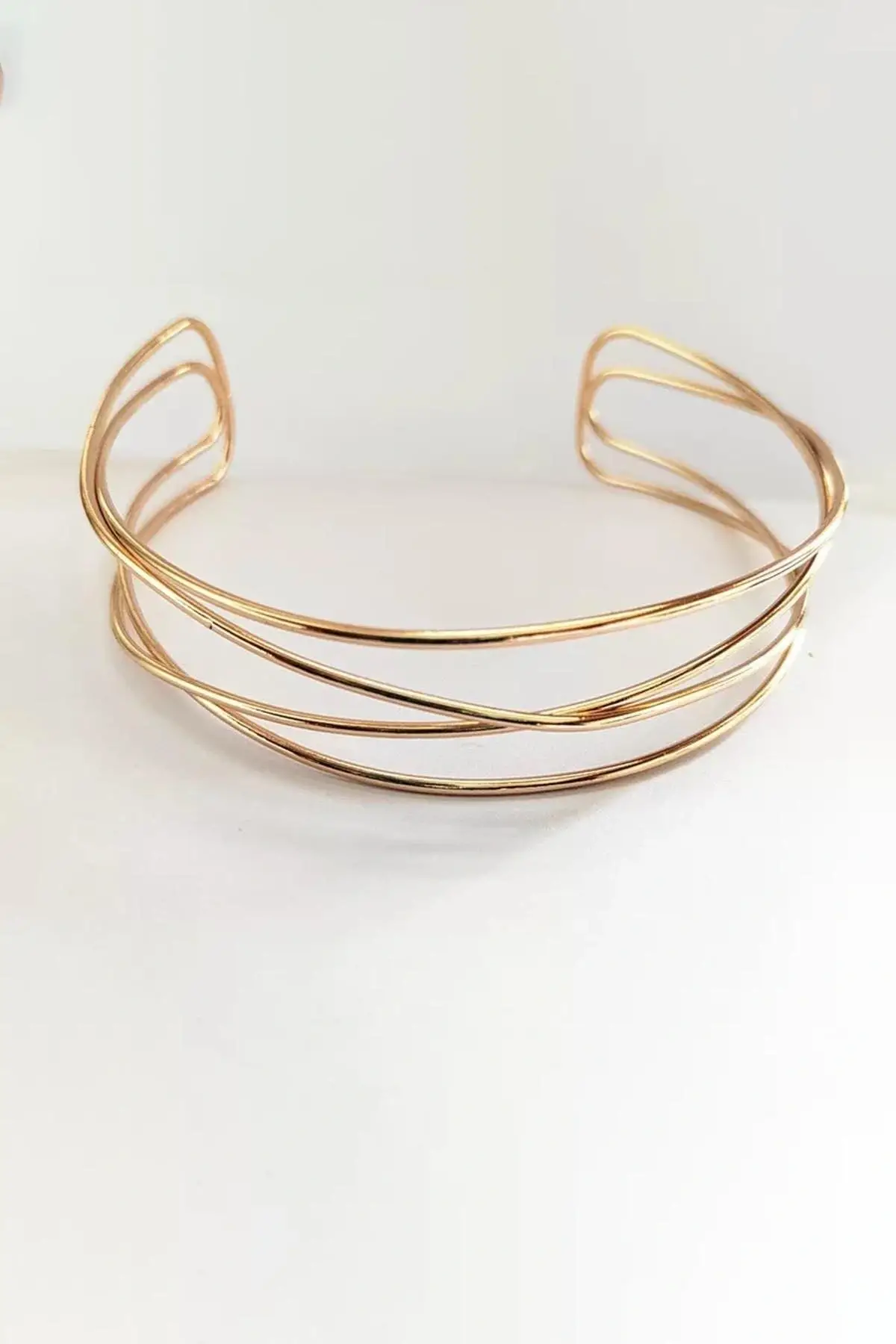 Altın Renk Metal Choker Kolye