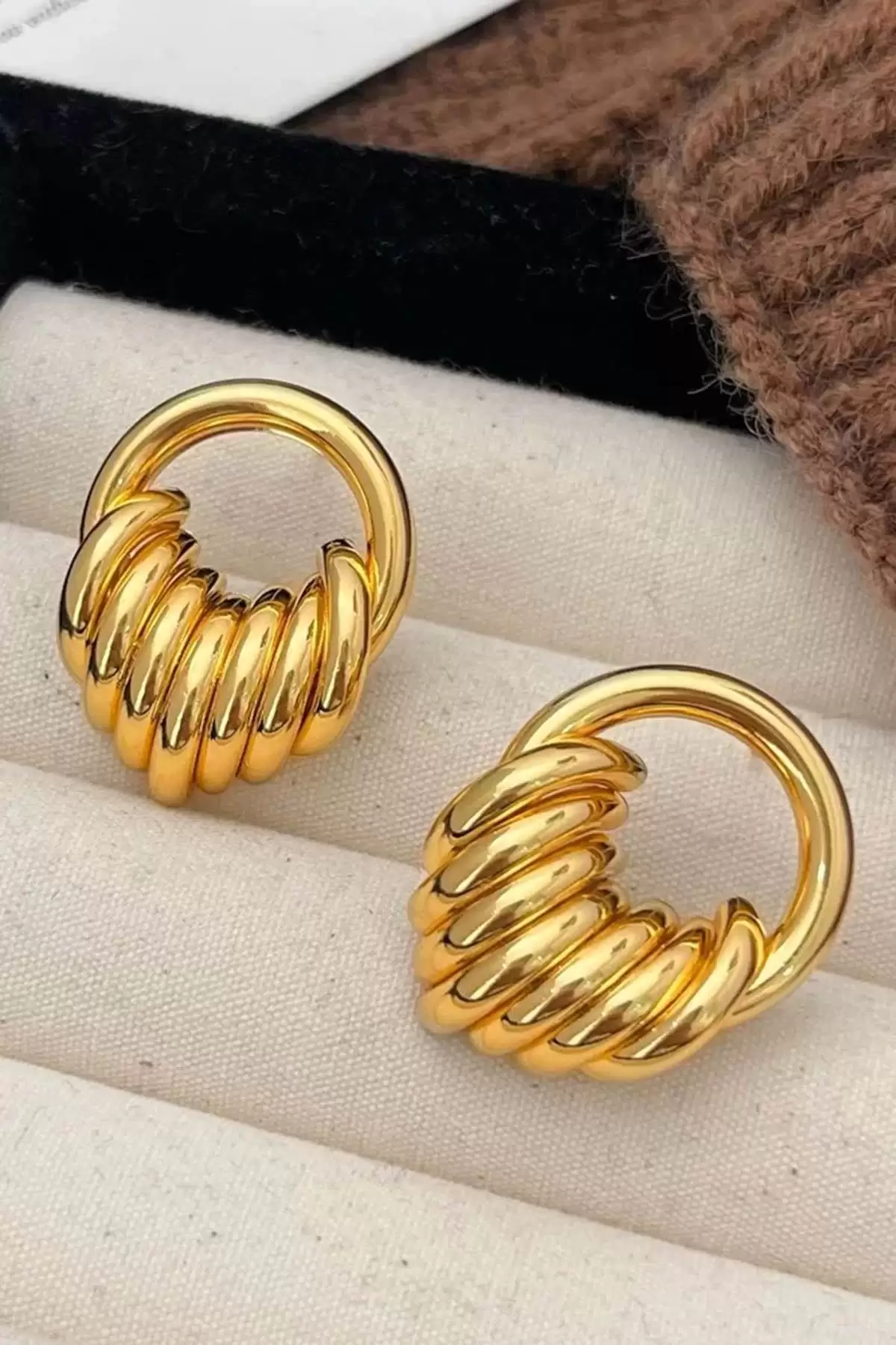 Altın Renk Metal Küpe (Çift)