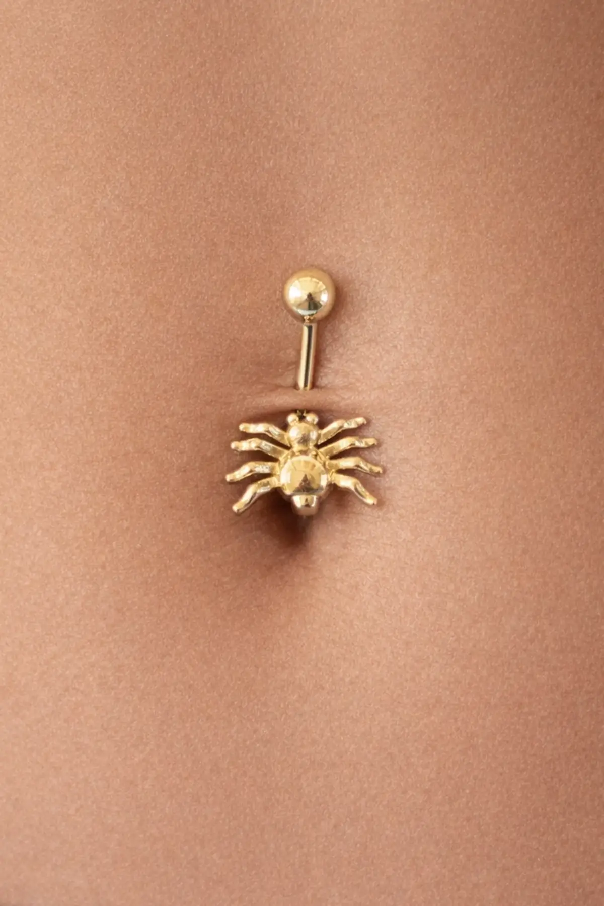 Altın Renk Örümcek Figürlü Cerrahi Çelik Göbek Piercing