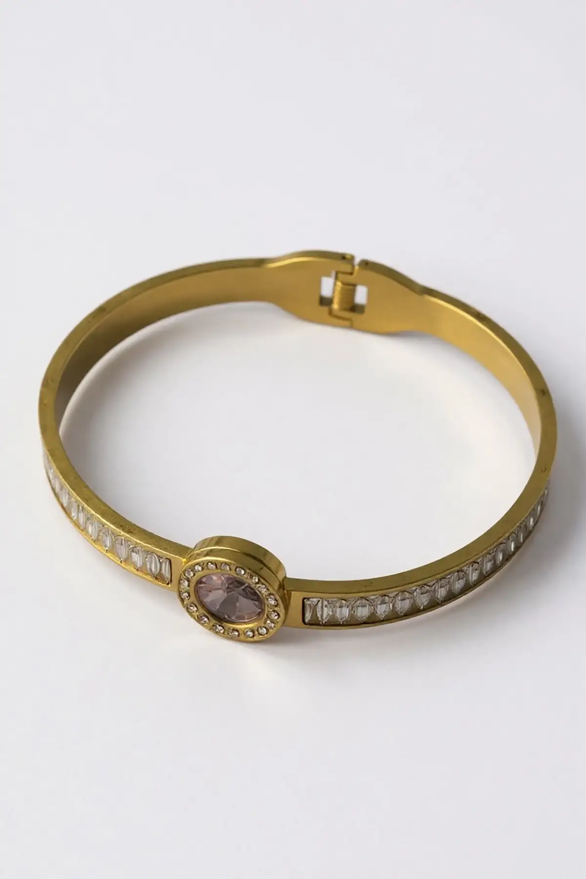 Altın Renk Pembe Taş Detaylı Çelik Kelepçe Bileklik