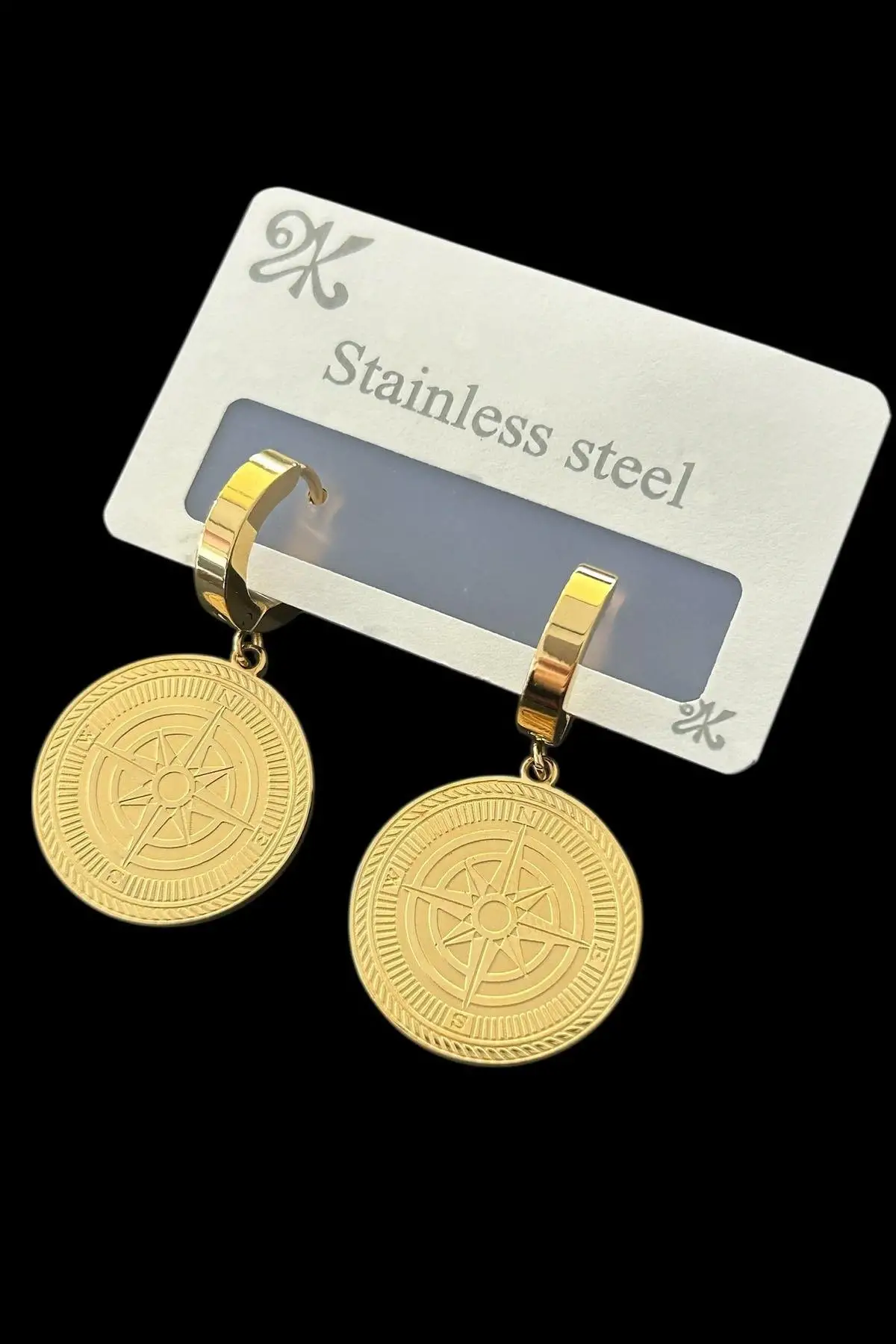 Altın Renk Pusula Figürlü Çelik Küpe (Çift)