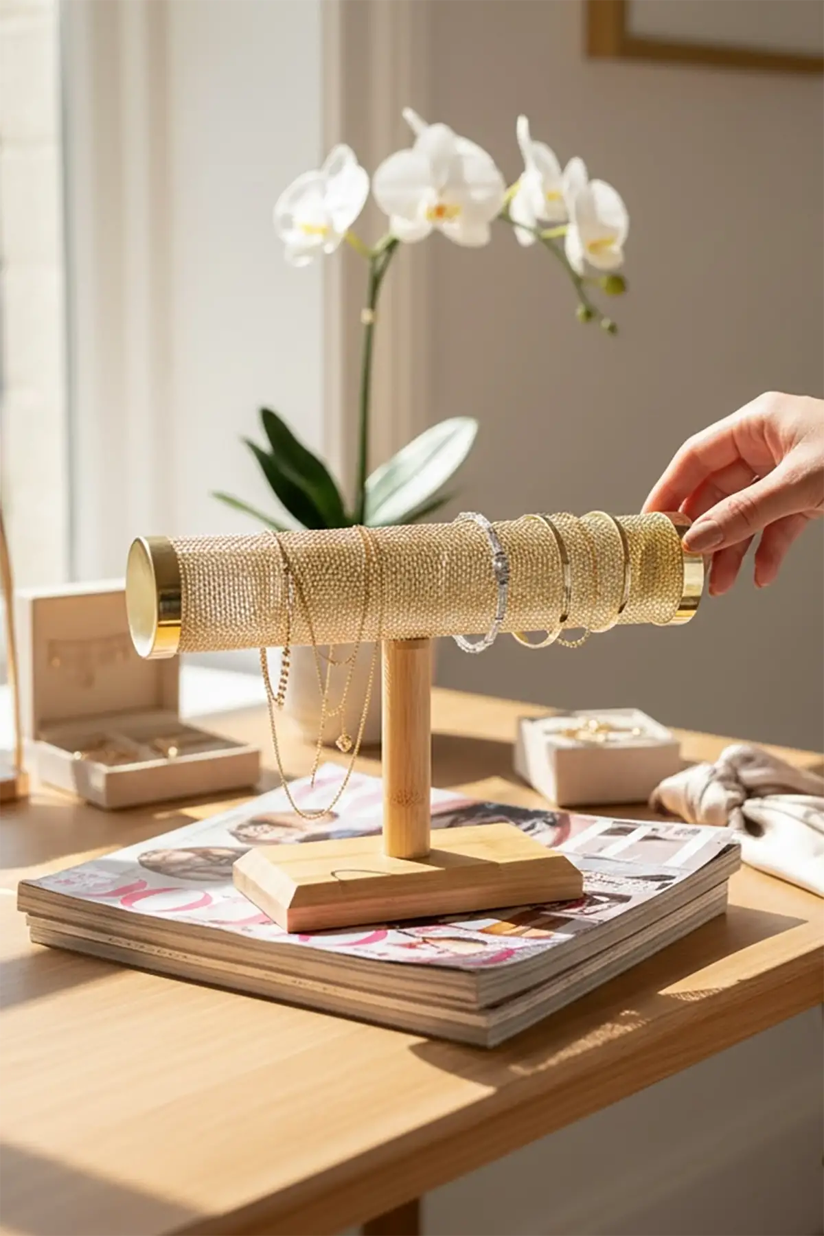 Altın Renk Saat/Bileklik Takı Standı