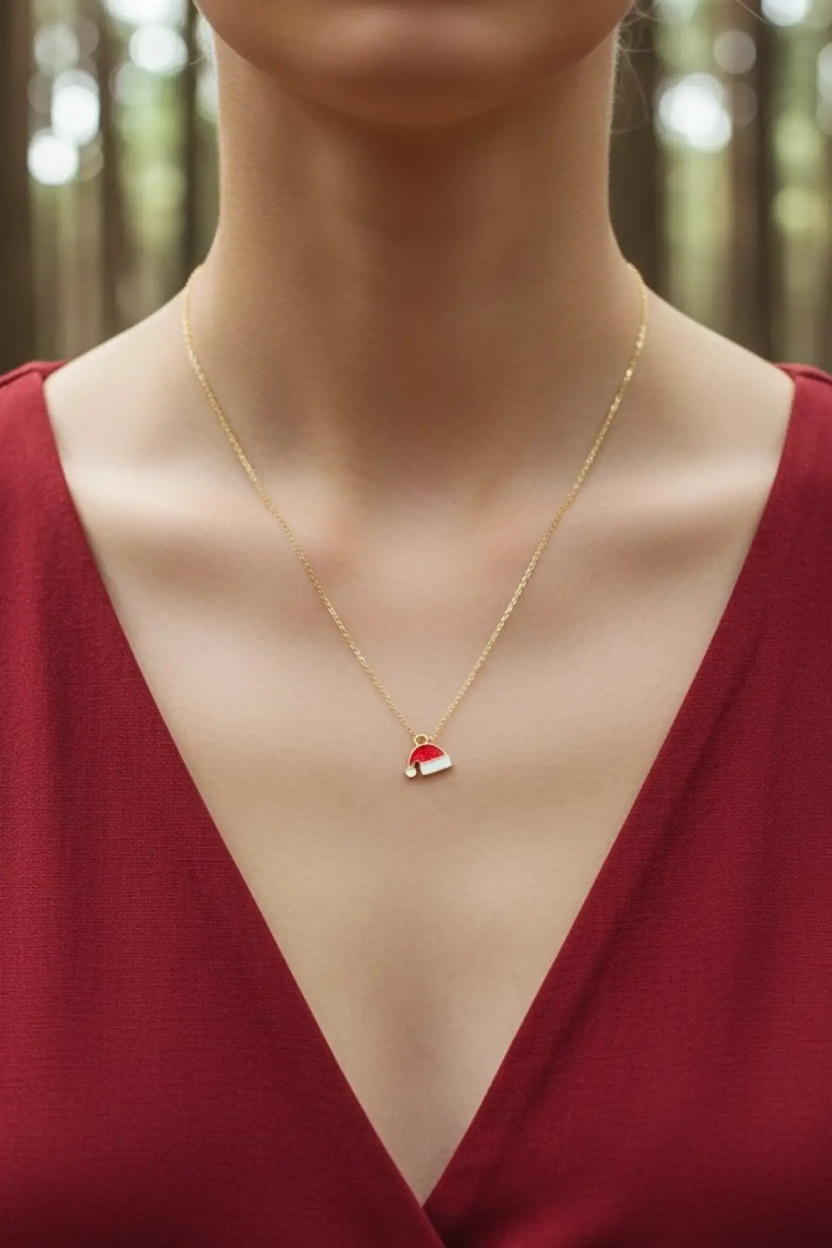 Altın Renk Şapka Figürlü Çelik Yılbaşı Kolyesi