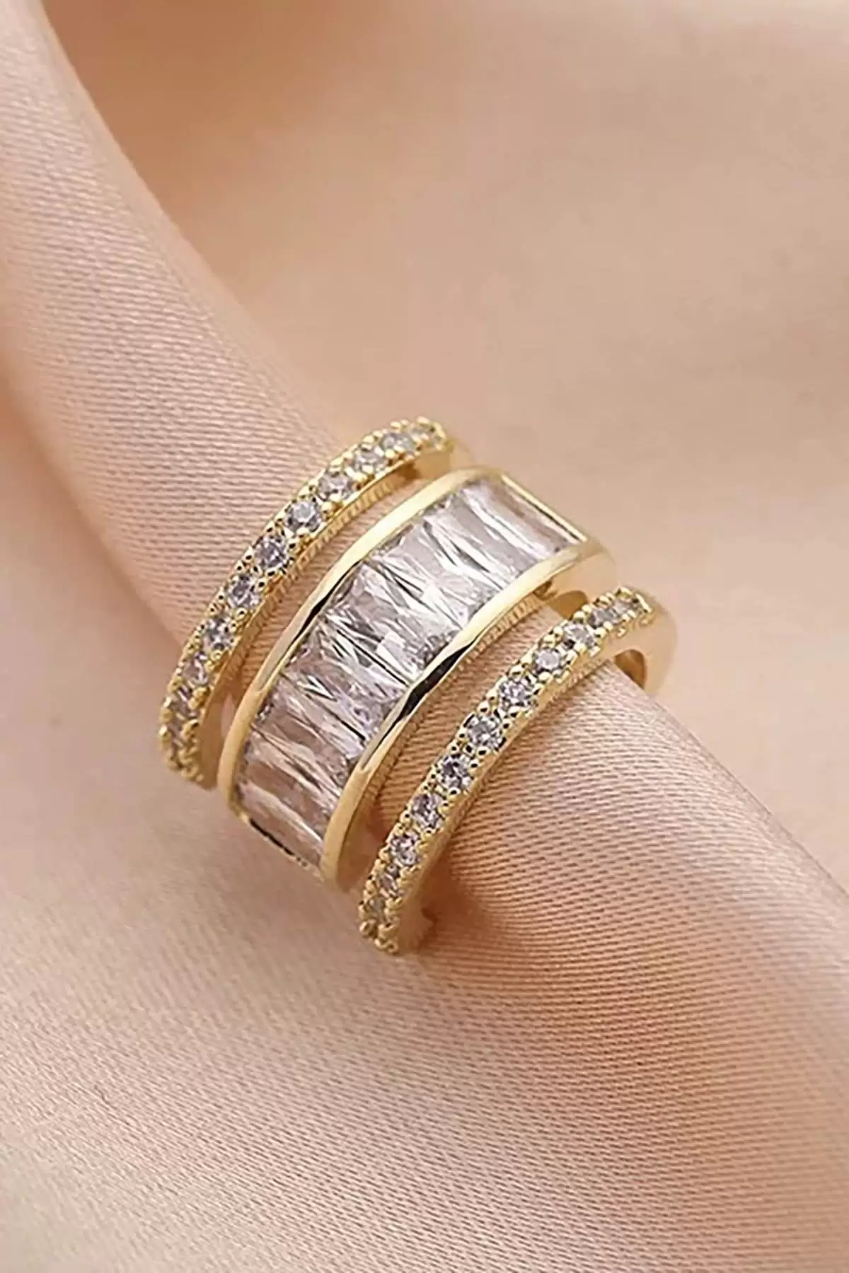 Altın Renk Taş Detaylı 14K Altın Kaplama TX Ear Cuff (Tek)