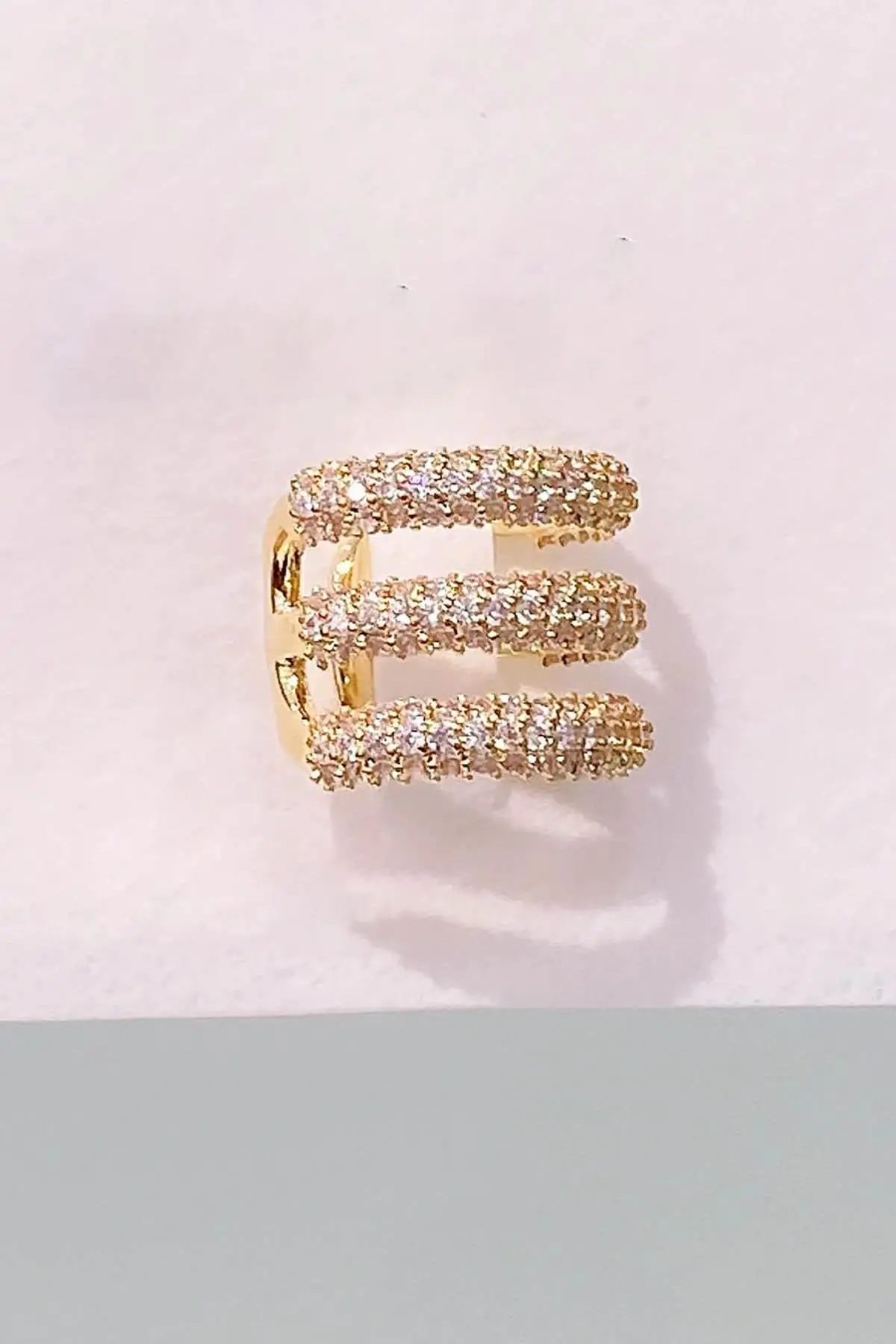 Altın Renk Taş Detaylı 14K Altın Kaplama TX Ear Cuff (Tek)