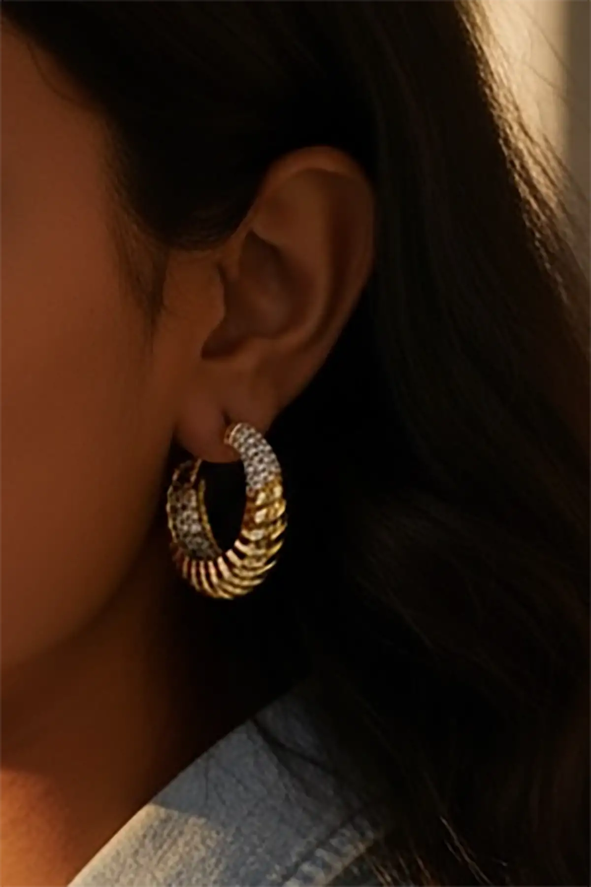 Altın Renk Taş Detaylı 14K Altın Kaplama TX Halka Küpe (Çift)