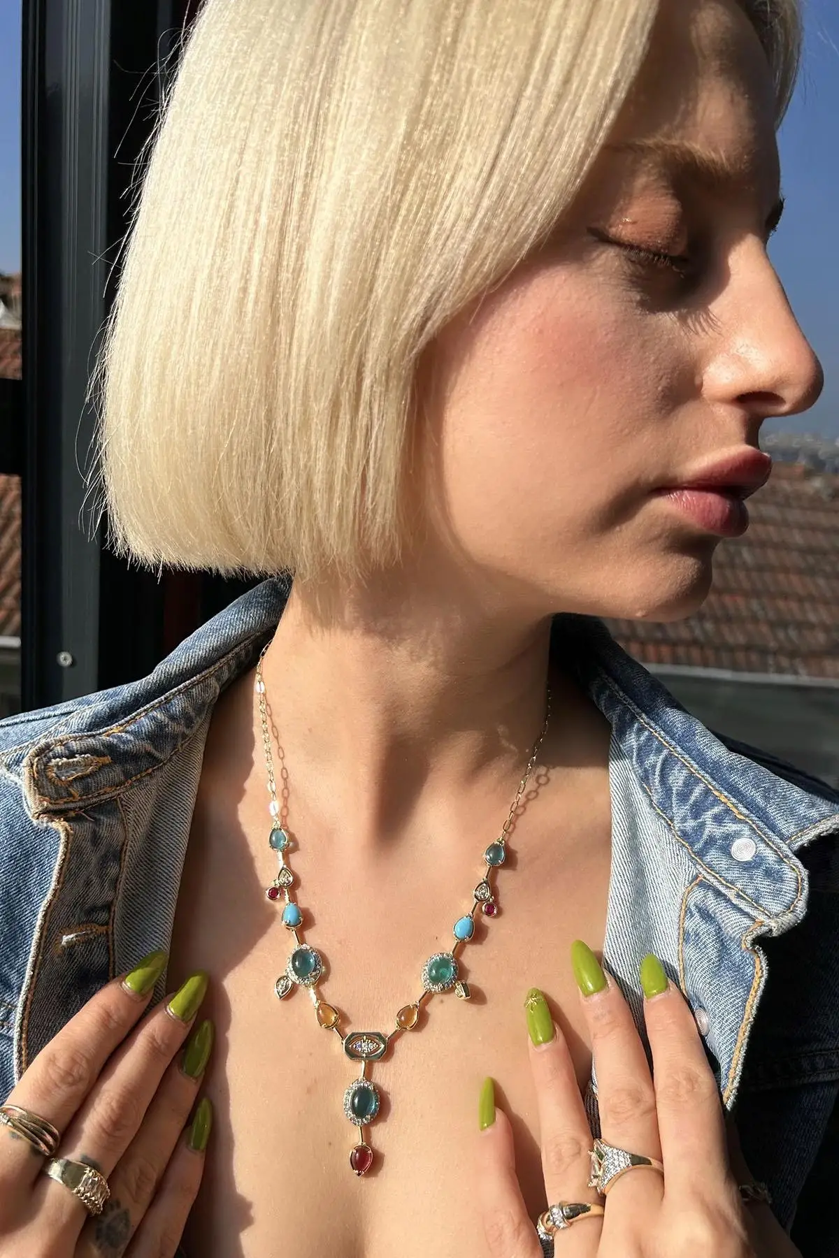 Altın Renk Taş Detaylı 14K Altın Kaplama VİP Kolye