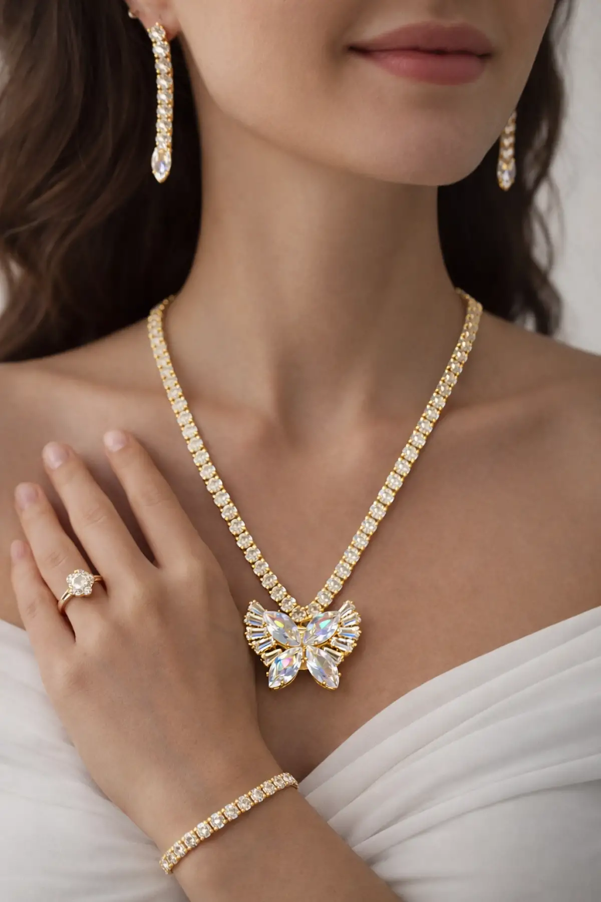 Altın Renk Taş Detaylı 4lü Abiye Set