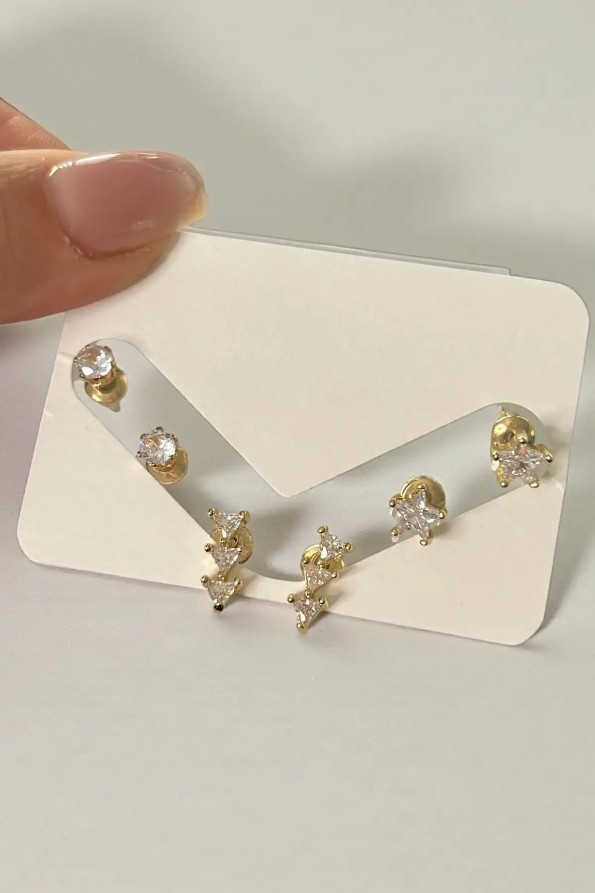 Altın Renk Taş Detaylı 6lı Küpe Set