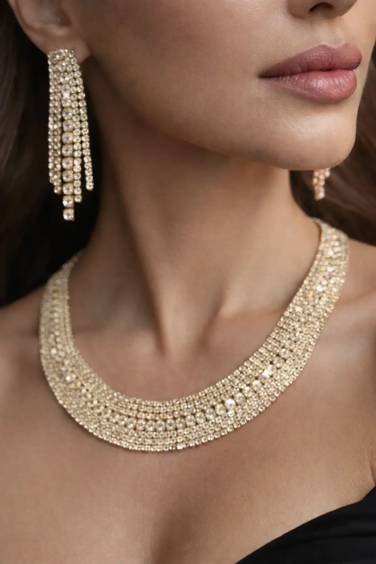 Altın Renk Taş Detaylı Abiye Set