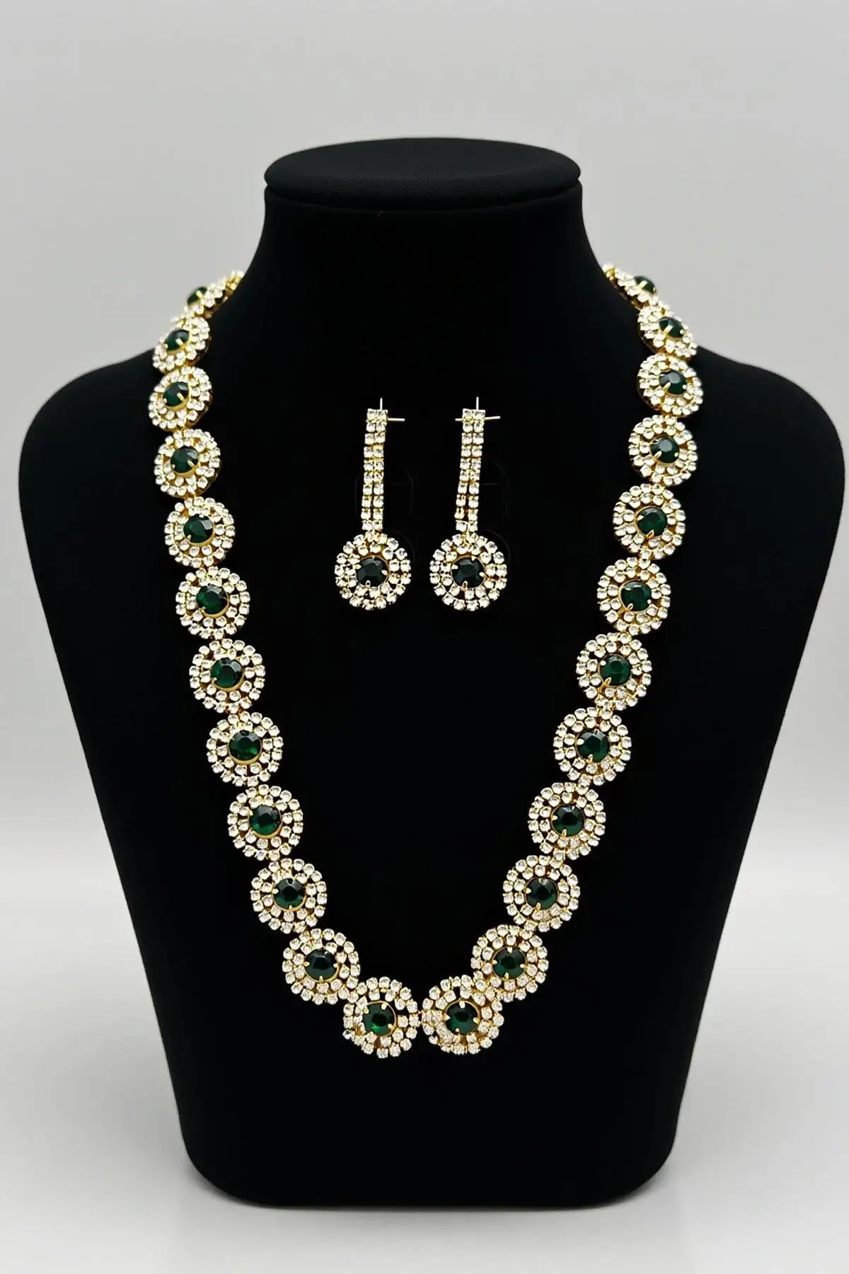 Altın Renk Taş Detaylı Abiye Set