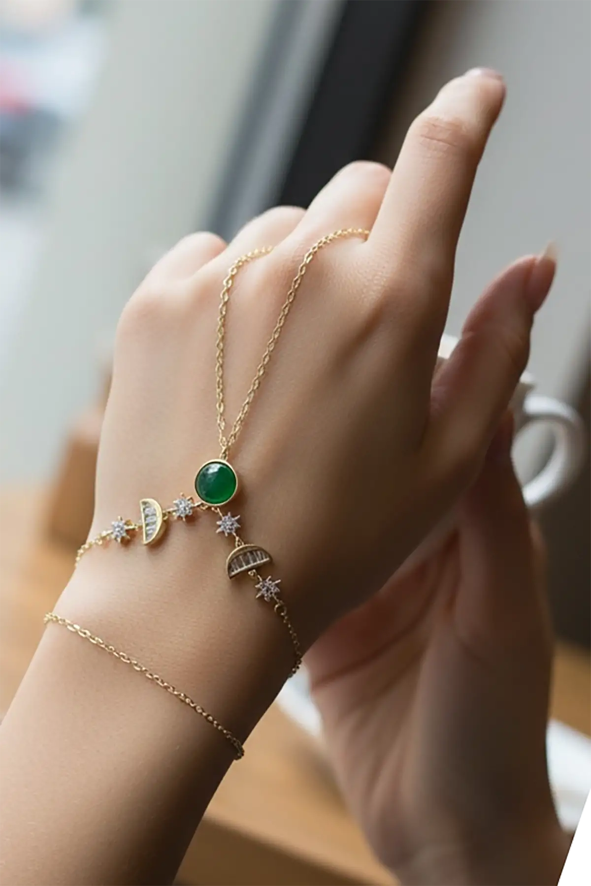 Altın Renk Taş Detaylı Altın Kaplama VİP Şahmeran