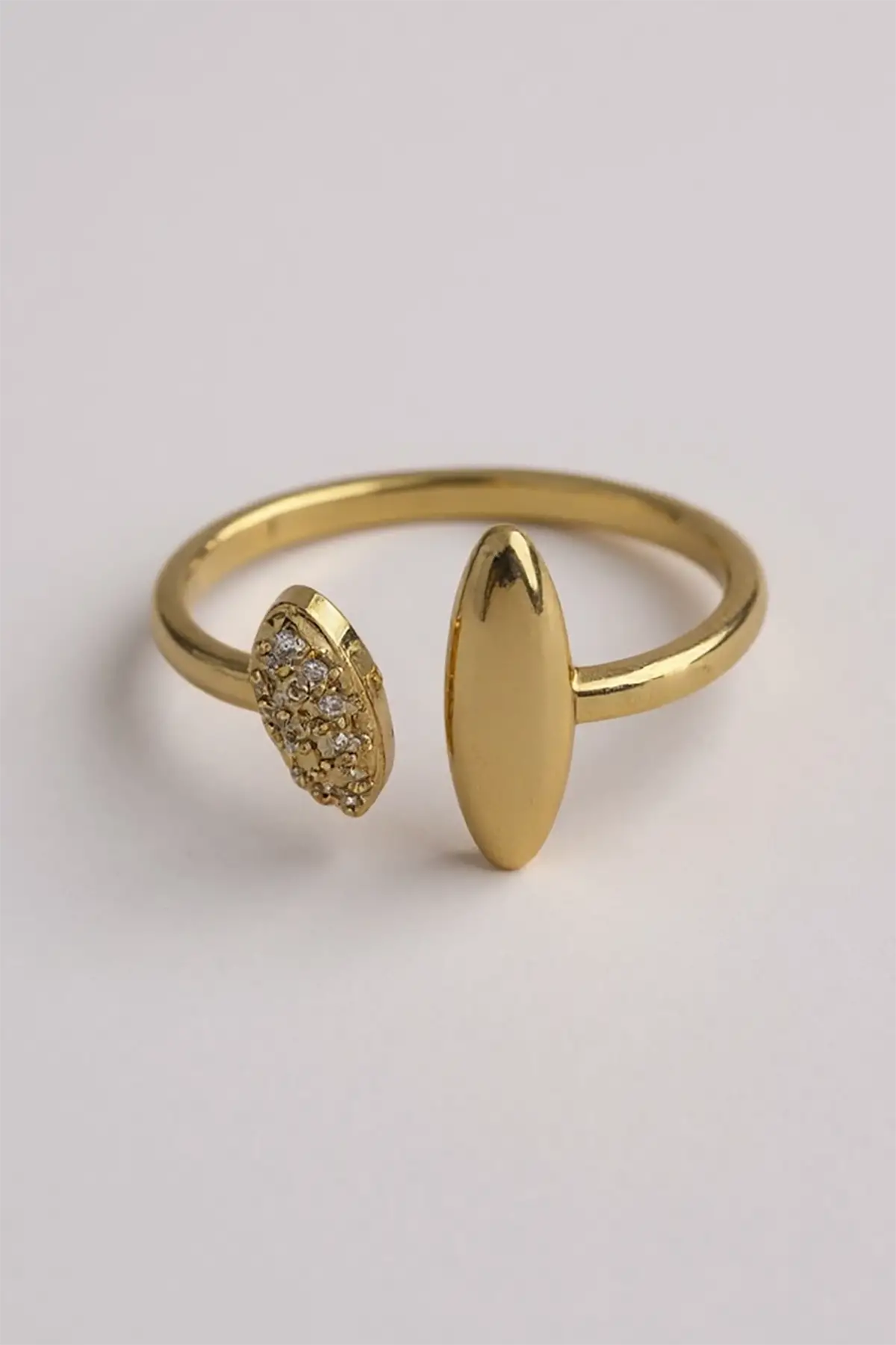 Altın Renk Taş Detaylı Ayarlanabilir Yüzük