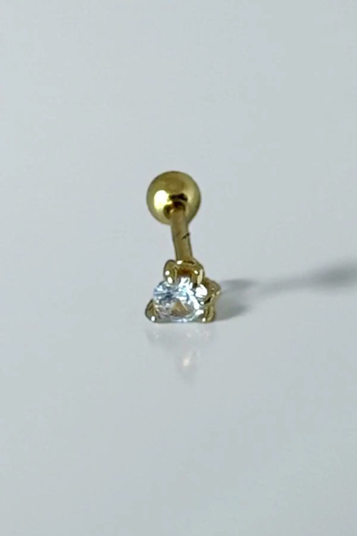 Altın Renk Taş Detaylı Çelik Tragus/Kıkırdak Küpe/Piercing (Tek)