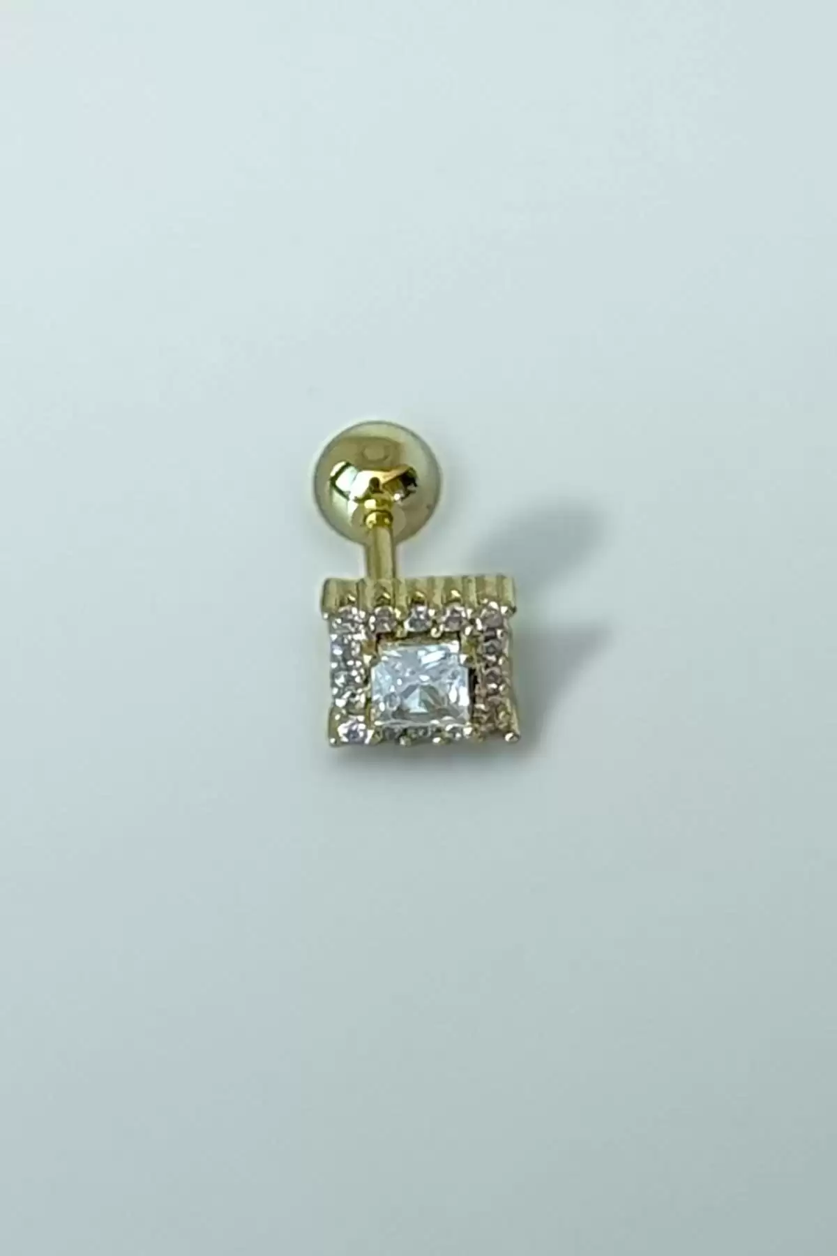 Altın Renk Taş Detaylı Çelik Tragus/Kıkırdak Küpe/Piercing (Tek)