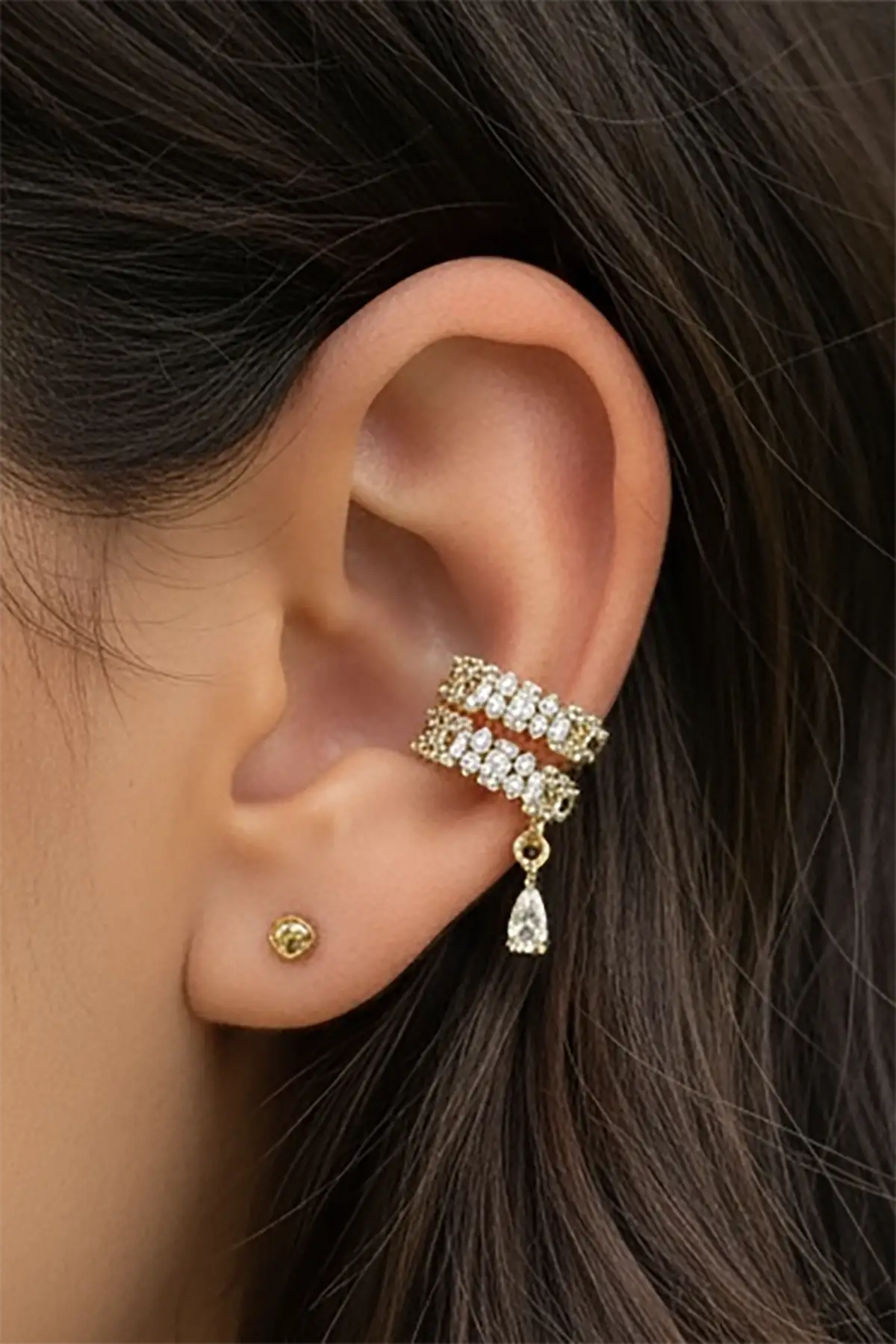 Altın Renk Taş Detaylı Ear Cuff (Tek)