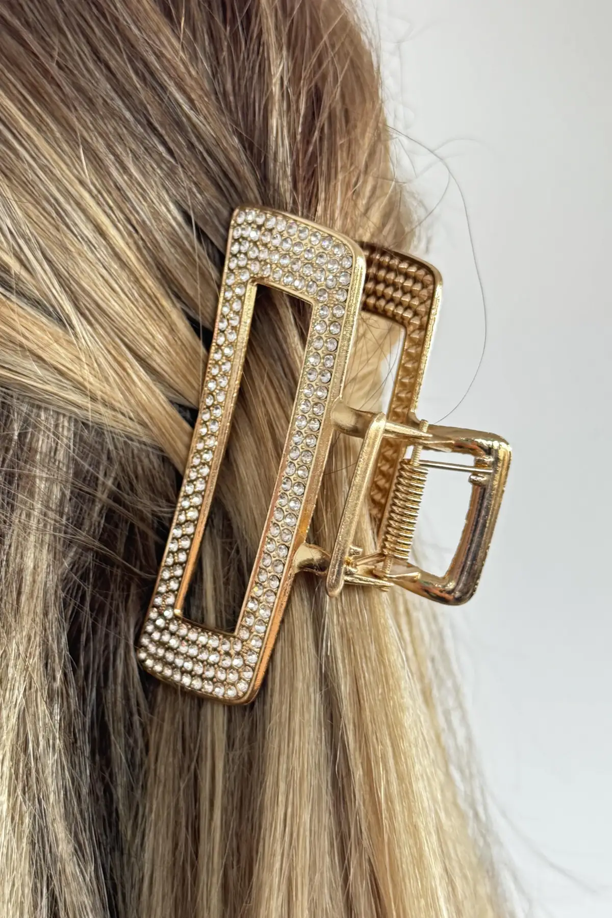 Altın Renk Taş Detaylı Metal Mandal Toka