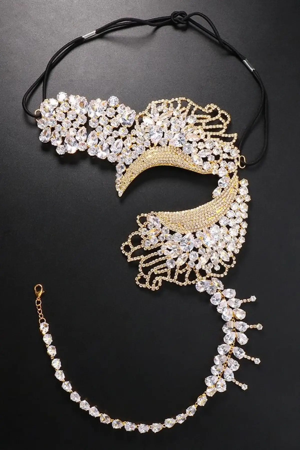 Altın Renk Taş Detaylı Tasarım Parti Maskesi