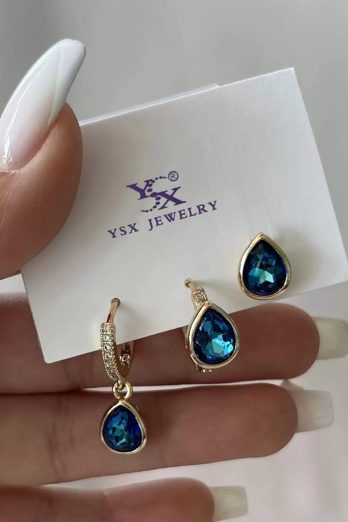 Altın Renk Taş Detaylı VİP 3lü YSX Küpe Set