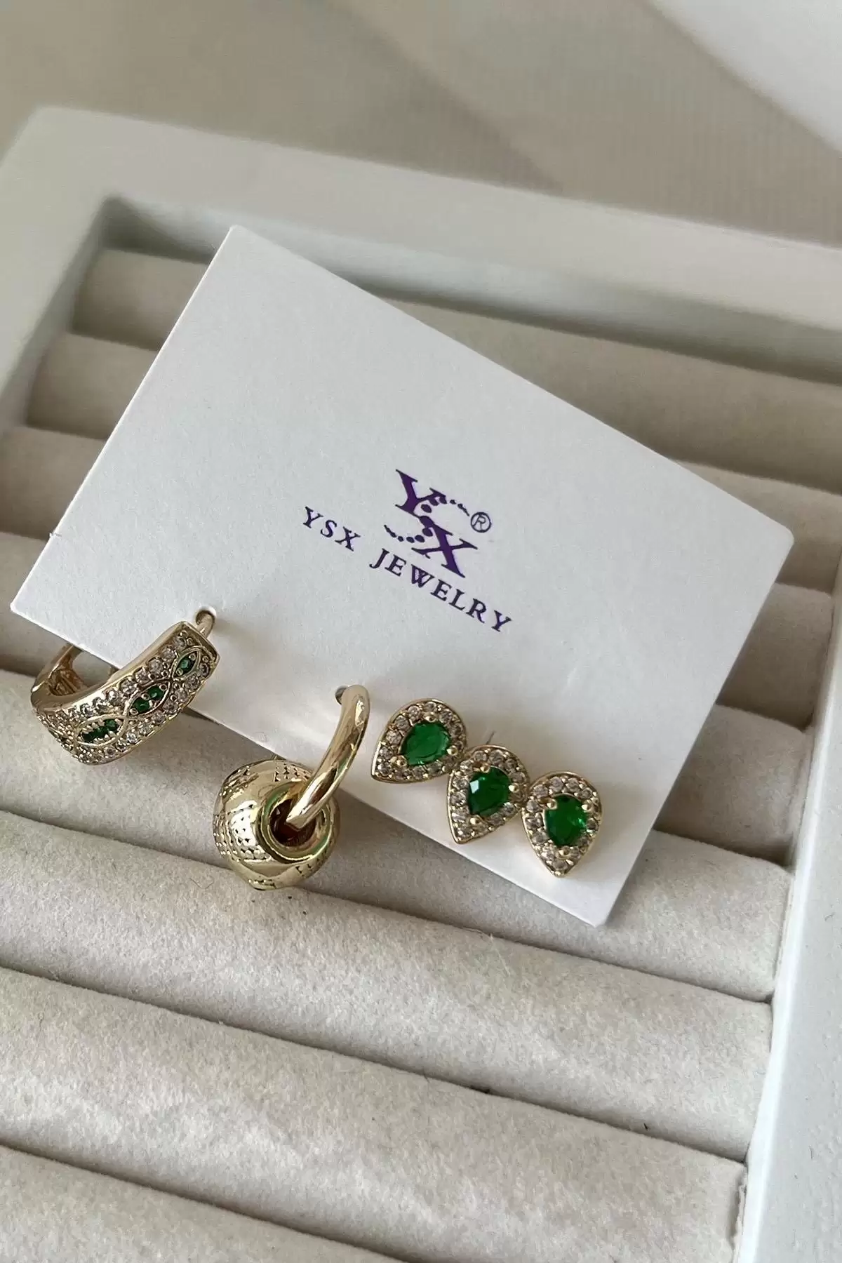 Altın Renk Taş Detaylı VİP 3lü YSX Küpe Set