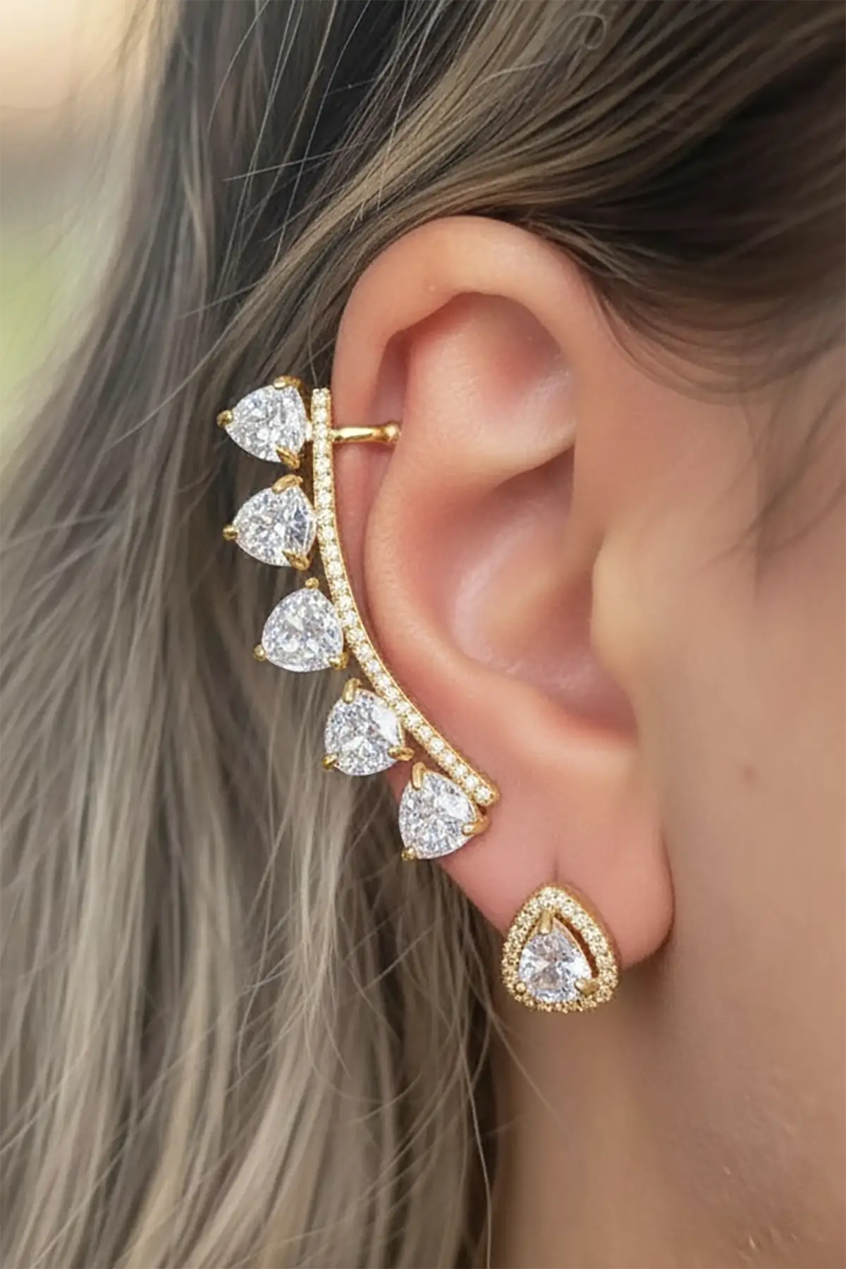 Altın Renk Taş Detaylı14K Altın Kaplama TX Ear Cuff Ve Küpe Set(Tek)