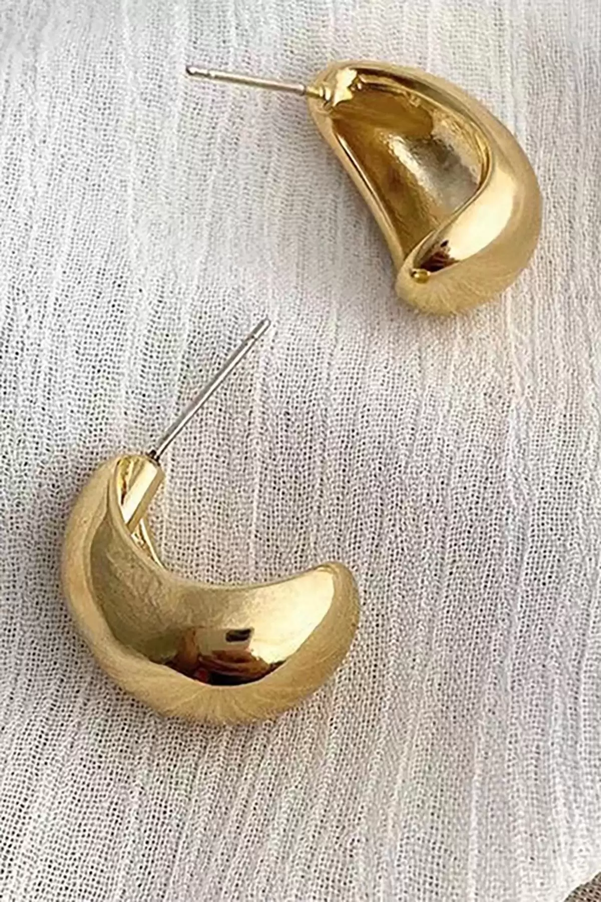 Altın Renk Top Metal Küpe (Çift)