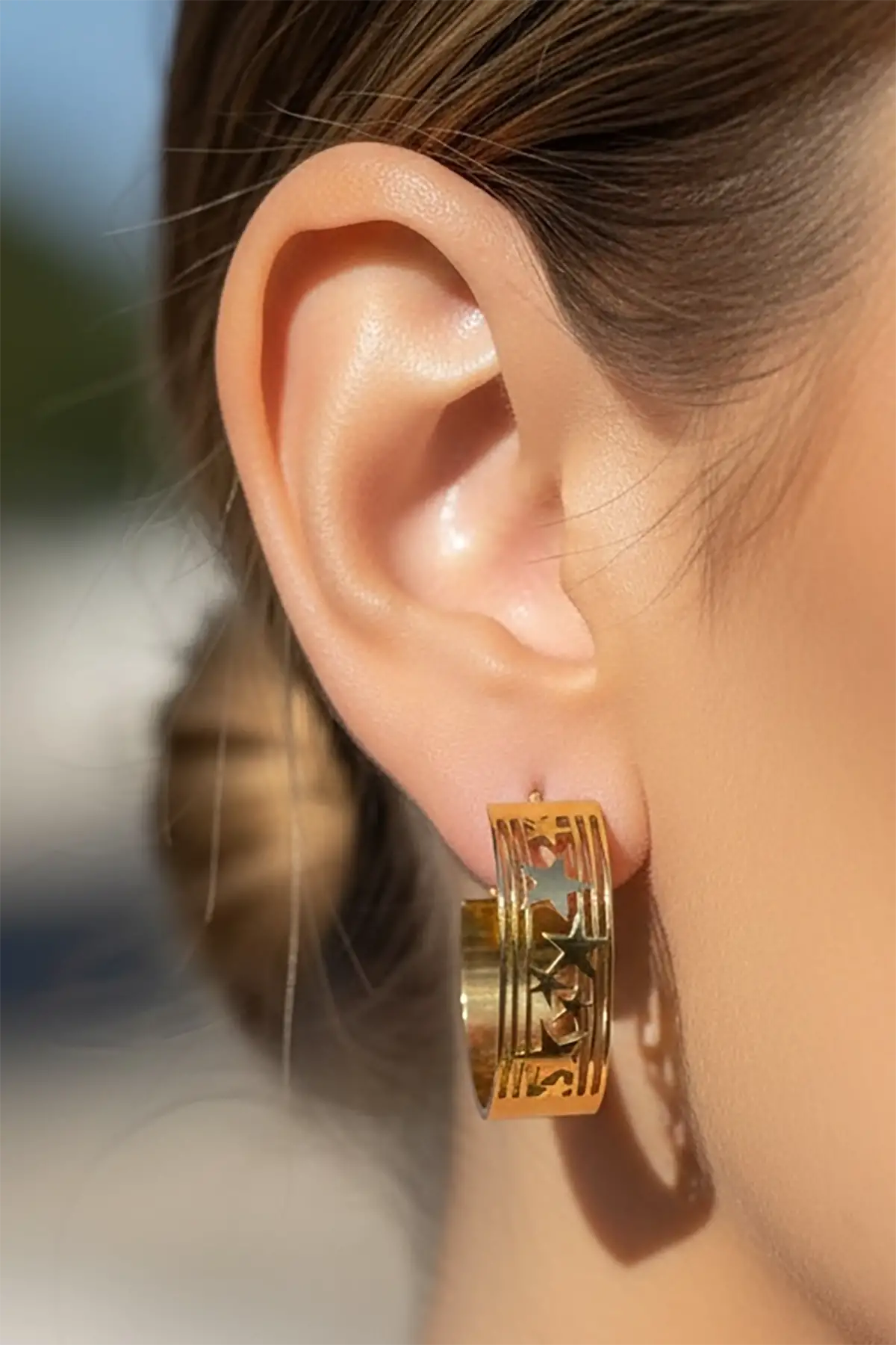 Altın Renk Yıldız Figürlü Çelik Halka Küpe (Çift)