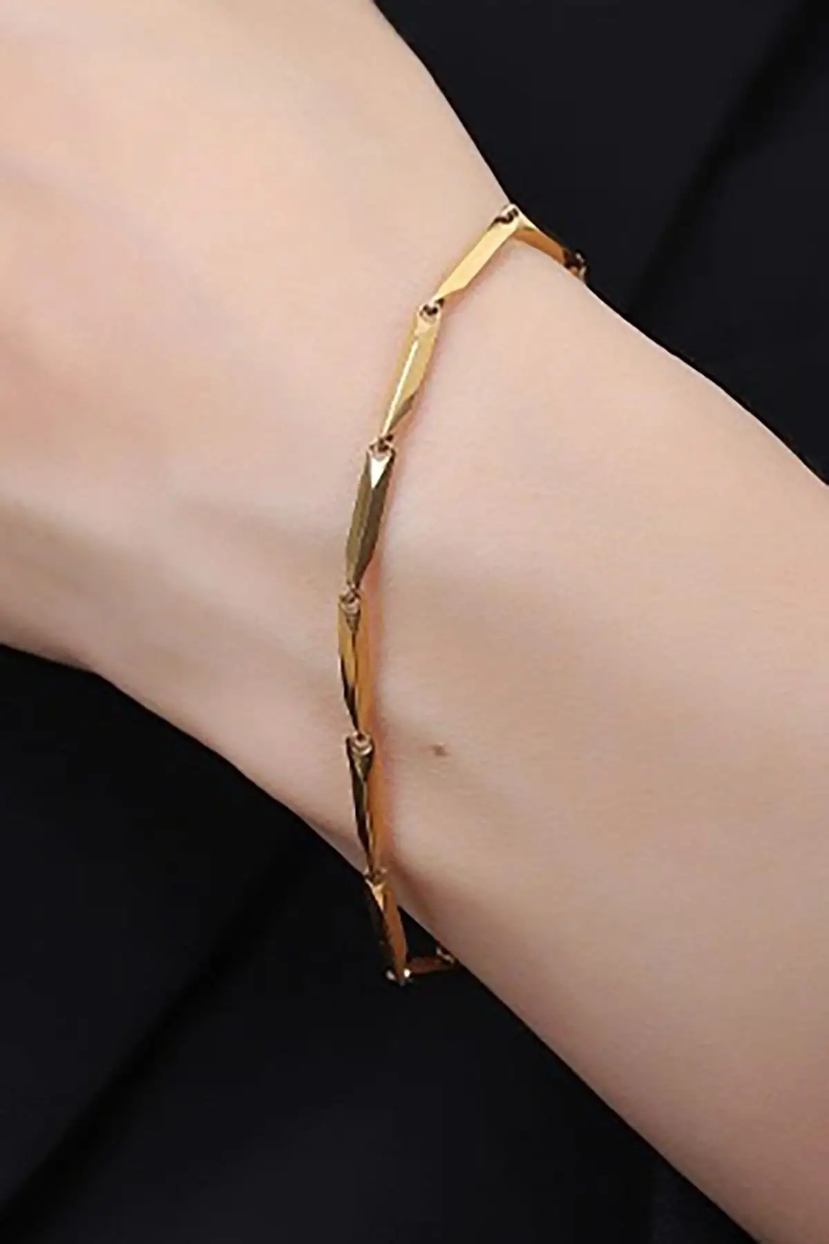 Altın Renk Zincir Çelik Bileklik (Unisex)