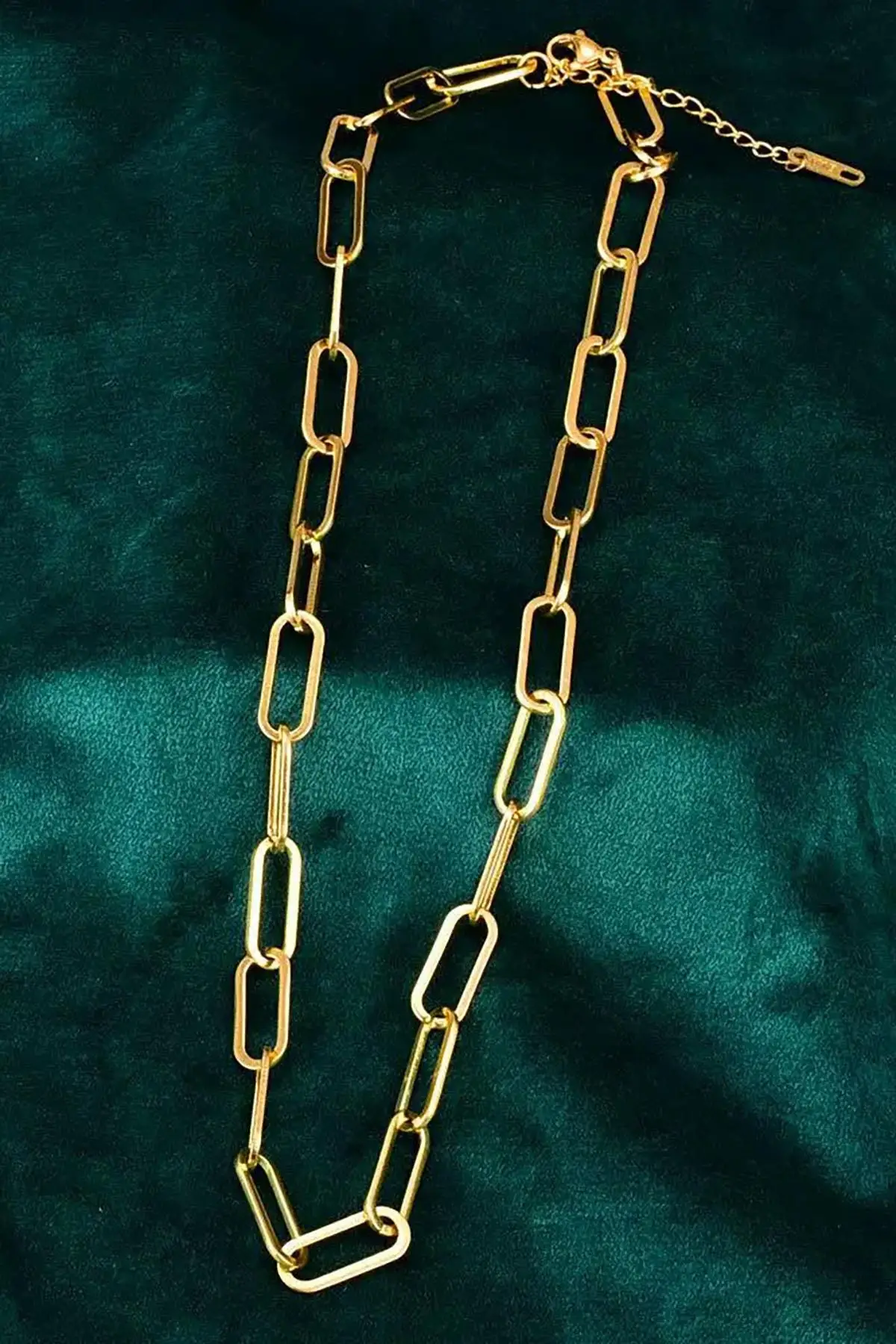 Altın Renk Zincir Detaylı Unisex Çelik Kolye