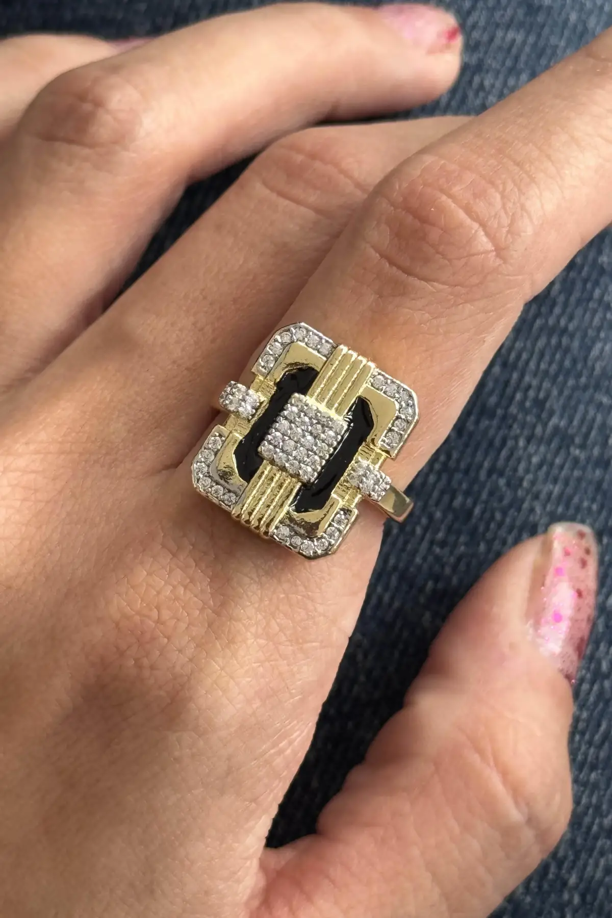 Altın Ve Siyah Renk Taş Detaylı 14K Altın Kaplama Ayarlanabilir Yüzük